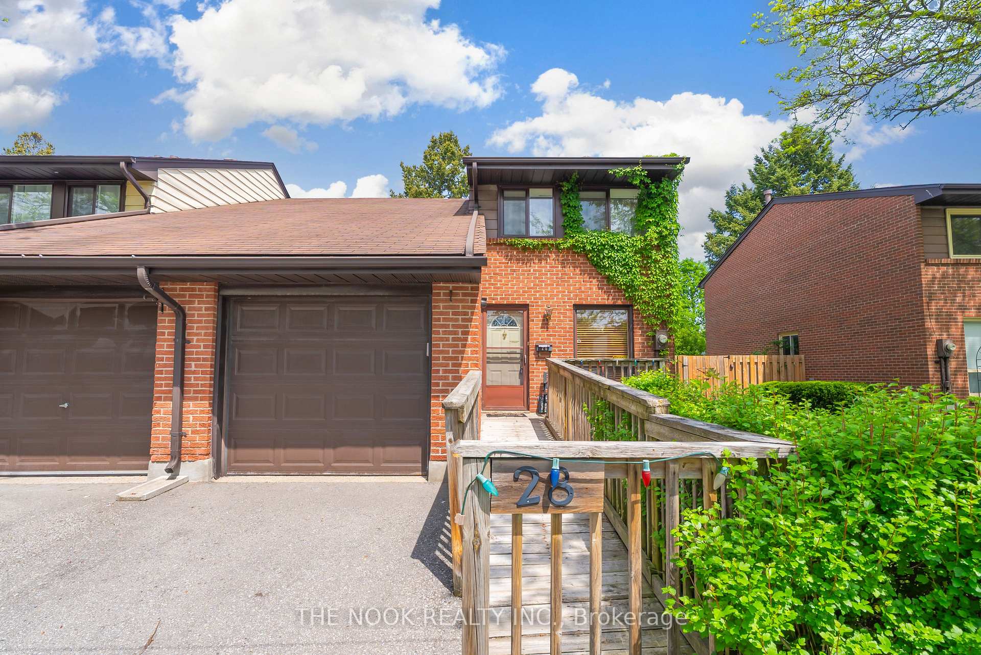 Photo 1 of Unit 28, 155 Glovers Road, Oshawa, Samac — HOMEH