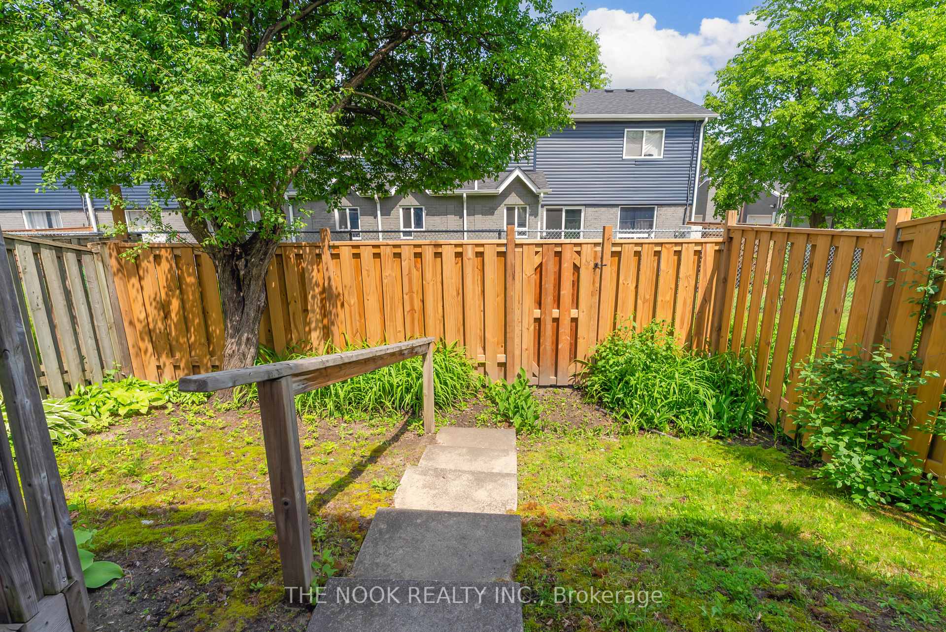 Photo 7 of Unit 28, 155 Glovers Road, Oshawa, Samac — HOMEH
