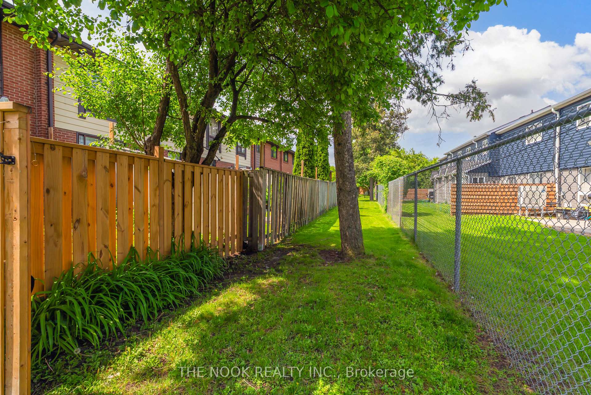 Photo 9 of Unit 28, 155 Glovers Road, Oshawa, Samac — HOMEH
