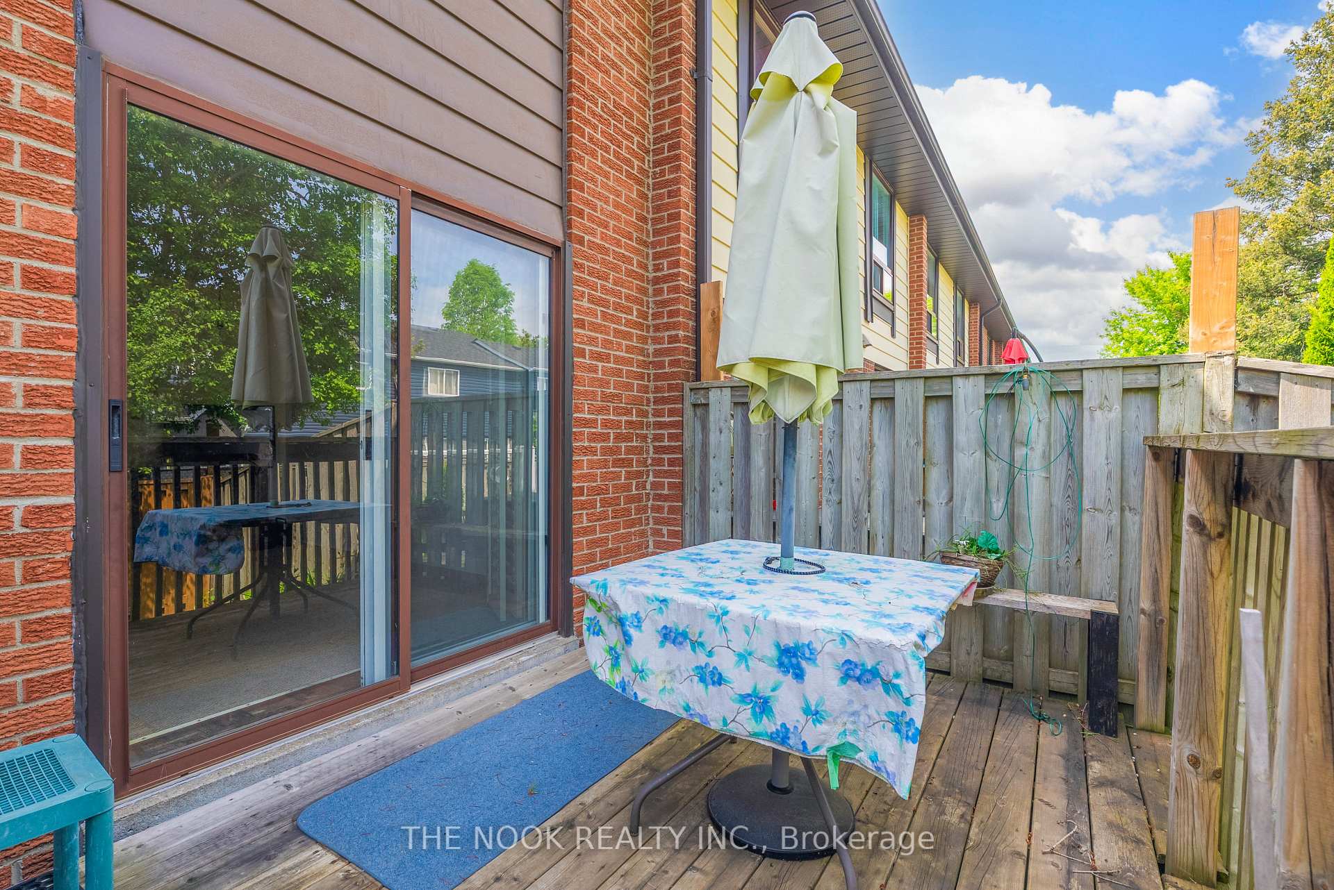 Photo 11 of Unit 28, 155 Glovers Road, Oshawa, Samac — HOMEH
