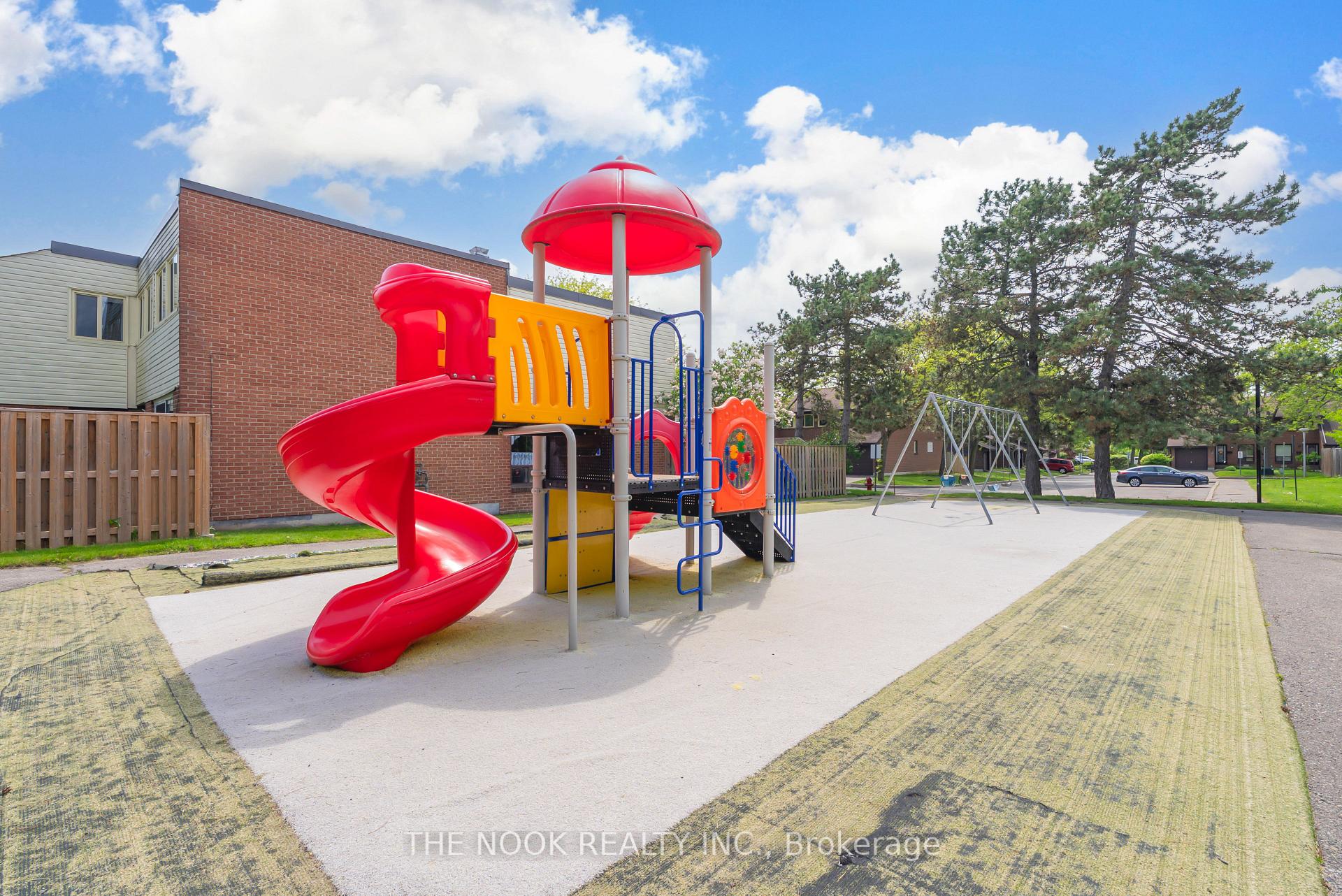 Photo 13 of Unit 28, 155 Glovers Road, Oshawa, Samac — HOMEH