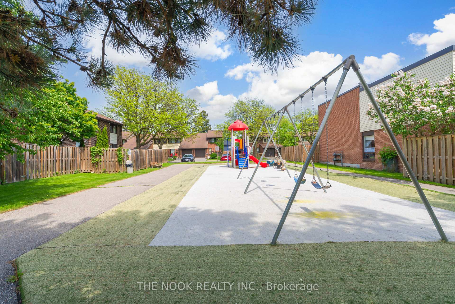 Photo 14 of Unit 28, 155 Glovers Road, Oshawa, Samac — HOMEH
