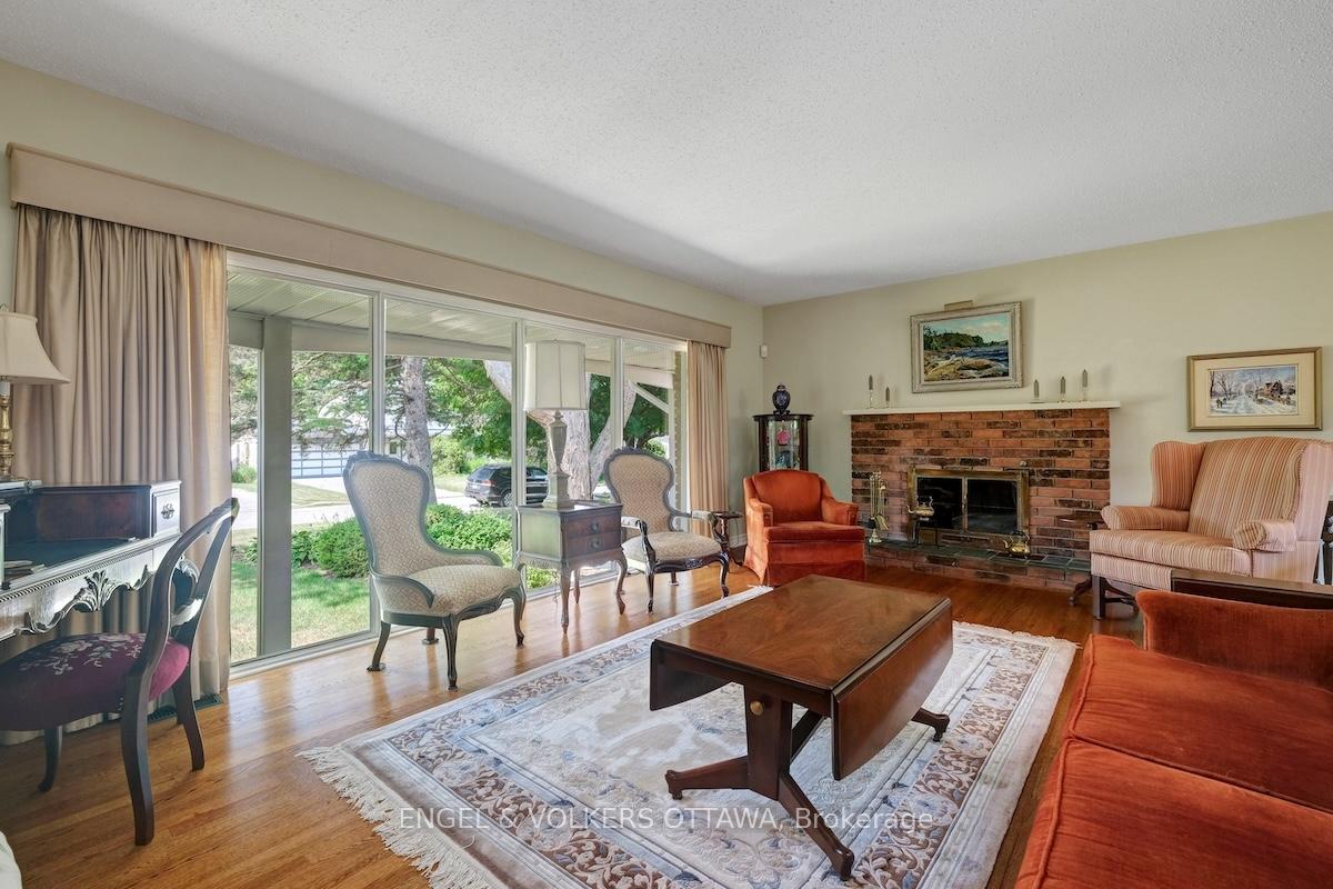 Photo 27 of 15 Dickson Street, Ottawa, Bruce Farm/Graham Park/Qualicum/Bellands — HOMEH