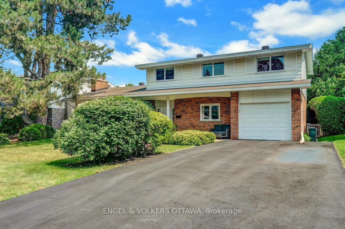 Photo 3 of 15 Dickson Street, Ottawa, Bruce Farm/Graham Park/Qualicum/Bellands — HOMEH