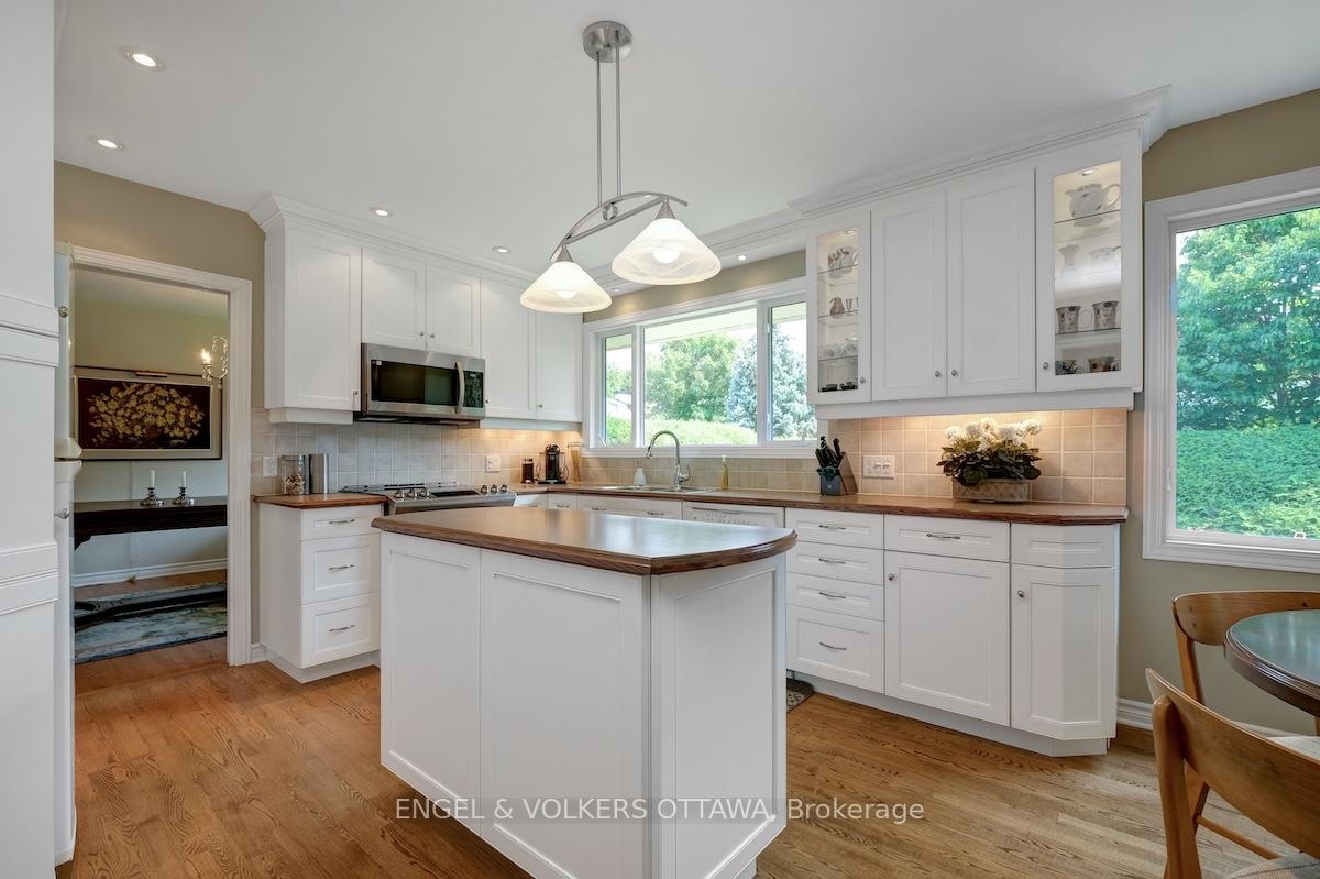 Photo 15 of 15 Dickson Street, Ottawa, Bruce Farm/Graham Park/Qualicum/Bellands — HOMEH