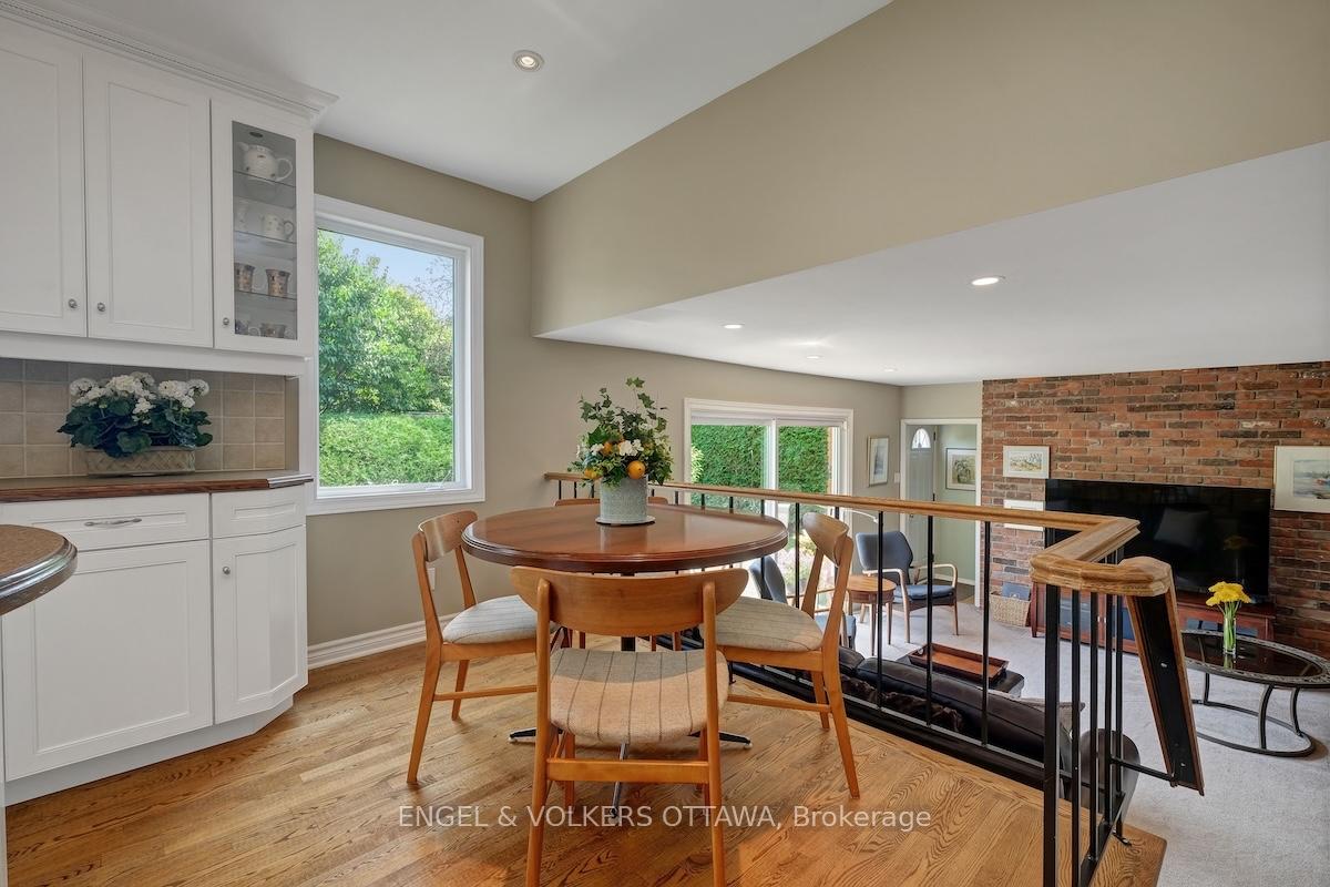 Photo 20 of 15 Dickson Street, Ottawa, Bruce Farm/Graham Park/Qualicum/Bellands — HOMEH