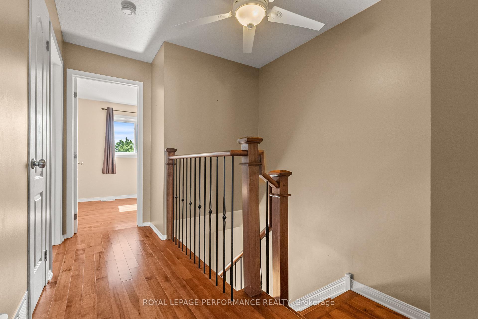 Photo 17 of Unit Unit #18, 1968 Colorado Lane, Ottawa, Orleans/Sunridge — HOMEH