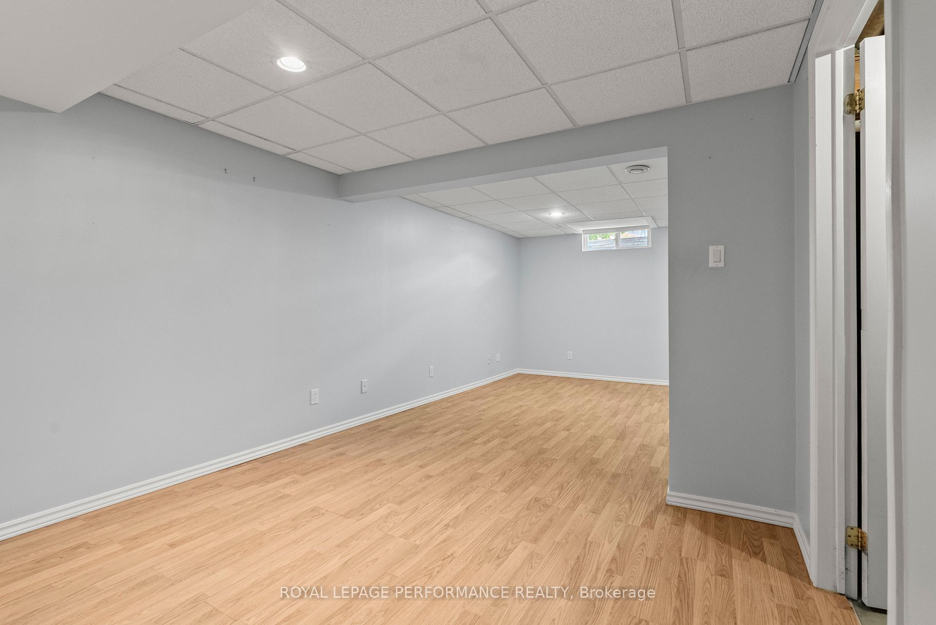 Photo 25 of Unit Unit #18, 1968 Colorado Lane, Ottawa, Orleans/Sunridge — HOMEH