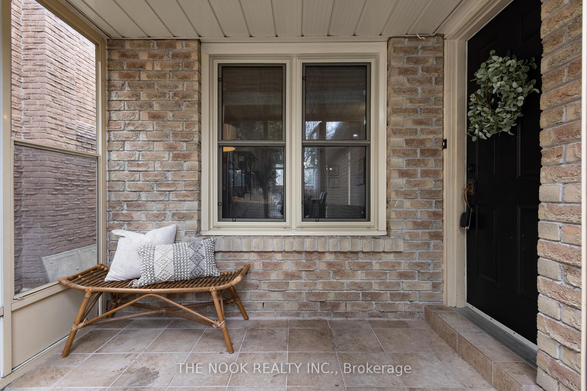 Photo 4 of 15 Brocklesby Crescent, Ajax, Central West — HOMEH