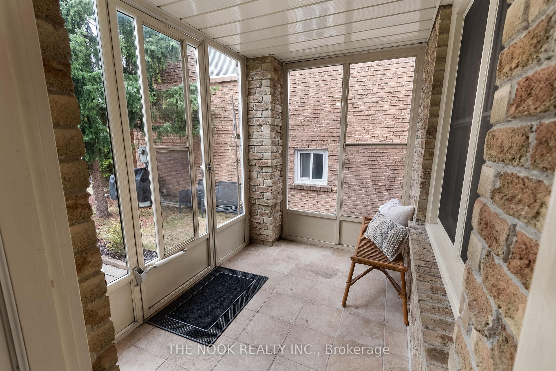 Photo 5 of 15 Brocklesby Crescent, Ajax, Central West — HOMEH