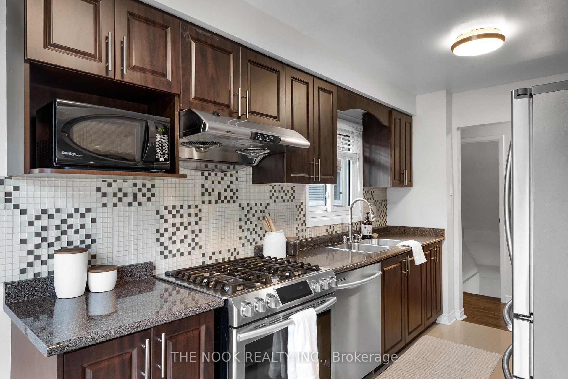 Photo 15 of 15 Brocklesby Crescent, Ajax, Central West — HOMEH