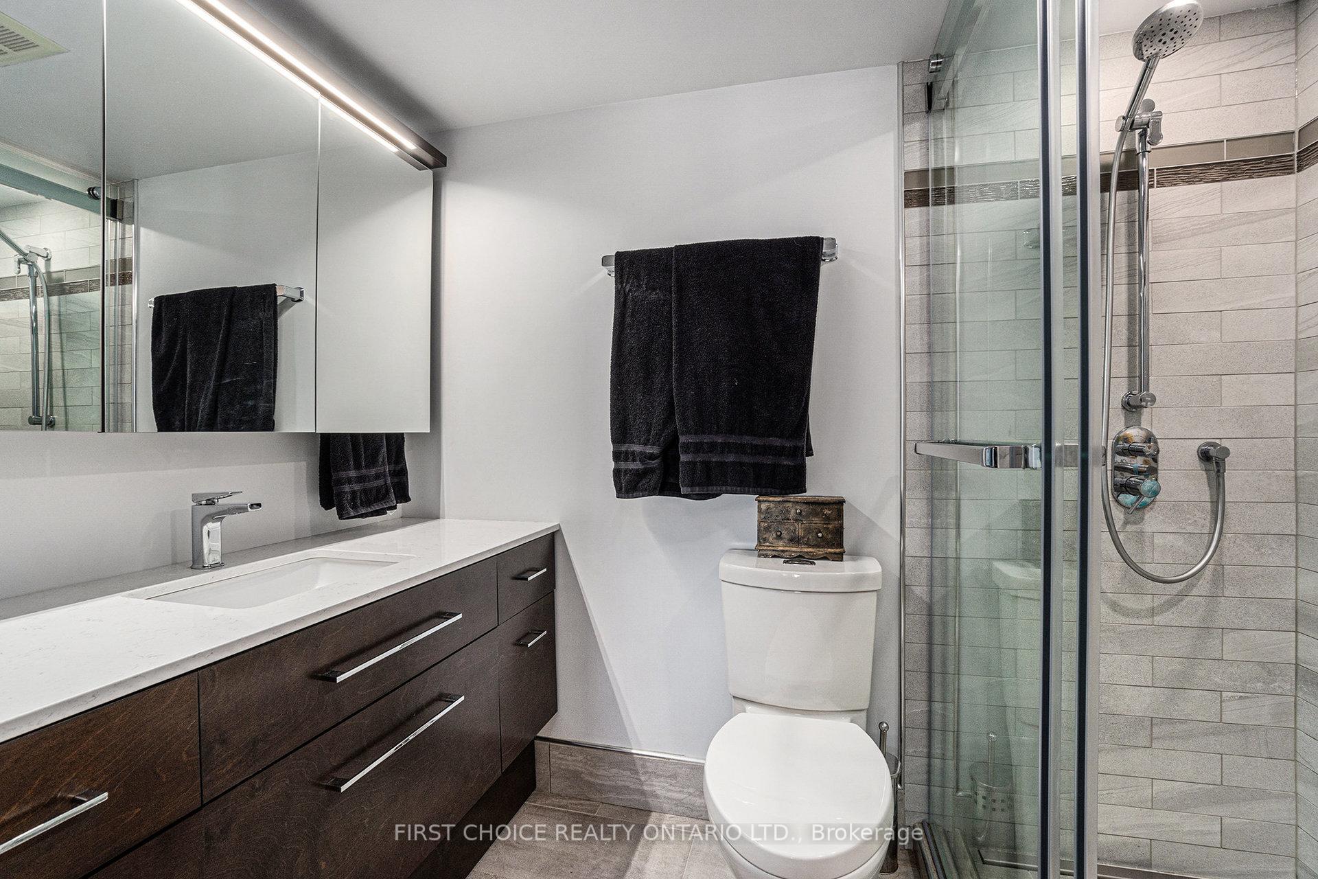 Photo 21 of Unit 2405, 545 St Laurent Boulevard, Ottawa, Viscount Alexander Park — HOMEH