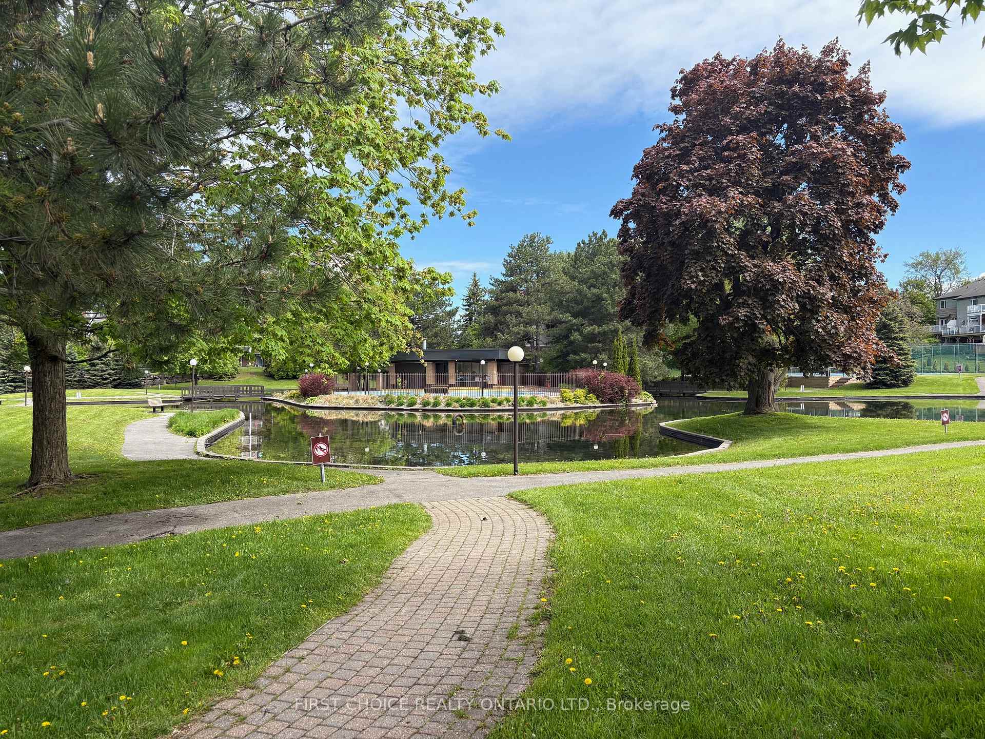 Photo 28 of Unit 2405, 545 St Laurent Boulevard, Ottawa, Viscount Alexander Park — HOMEH