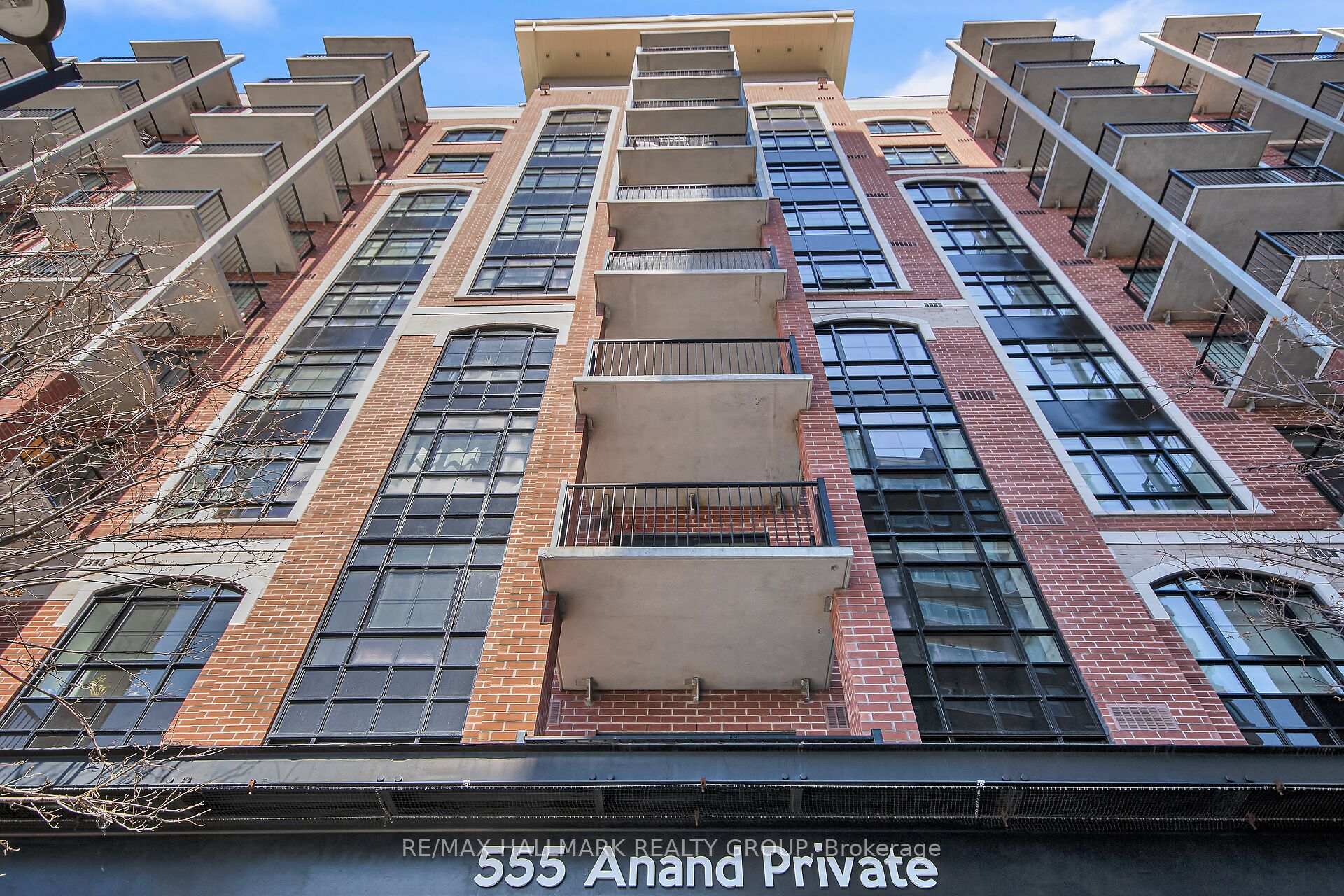Front of Unit 208, 555 Anand Private