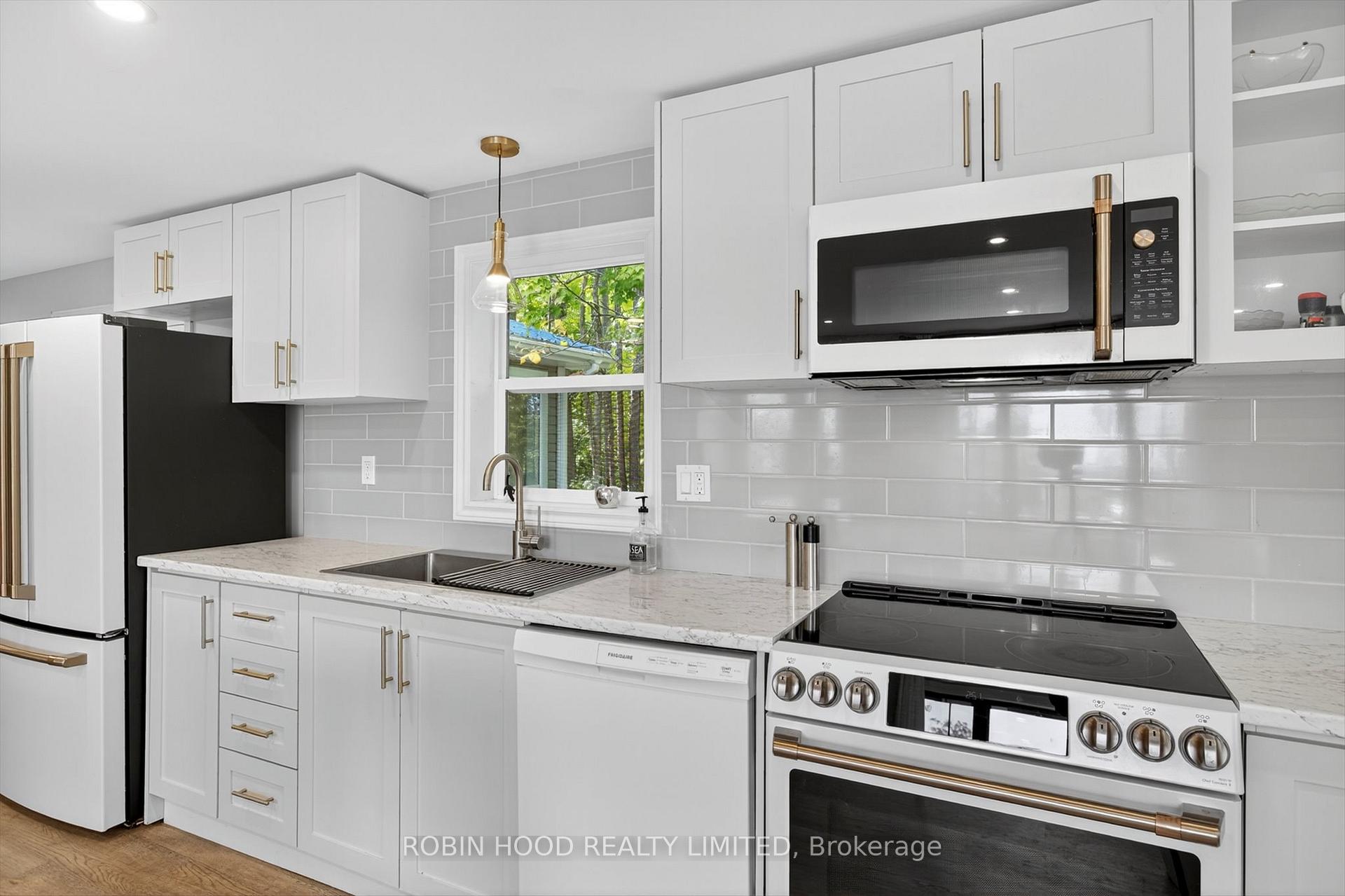 Photo 13 of 1348 County Road 4, Douro-Dummer — HOMEH