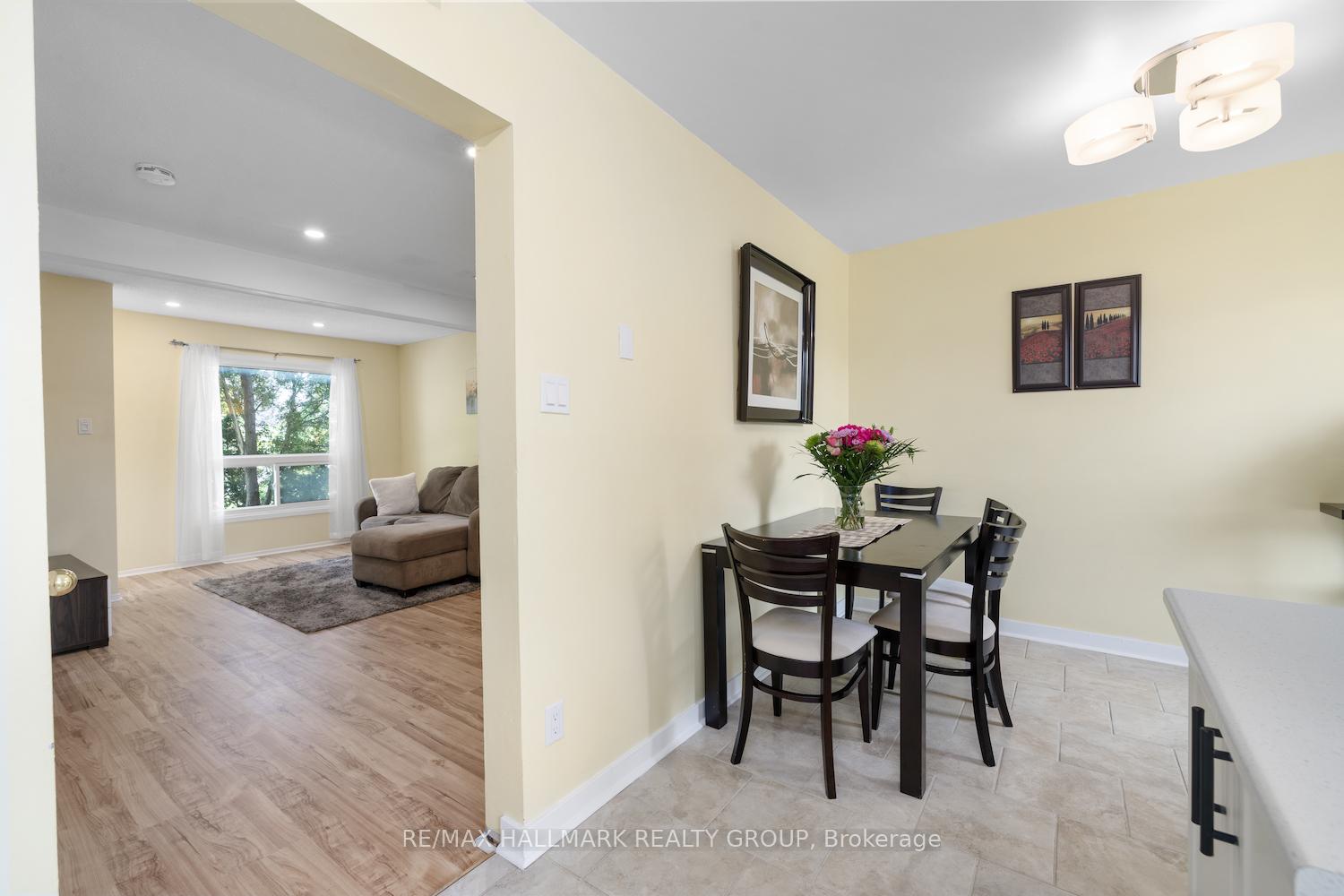 Photo 9 of 3238 Uplands Drive, Ottawa, Hunt Club — HOMEH