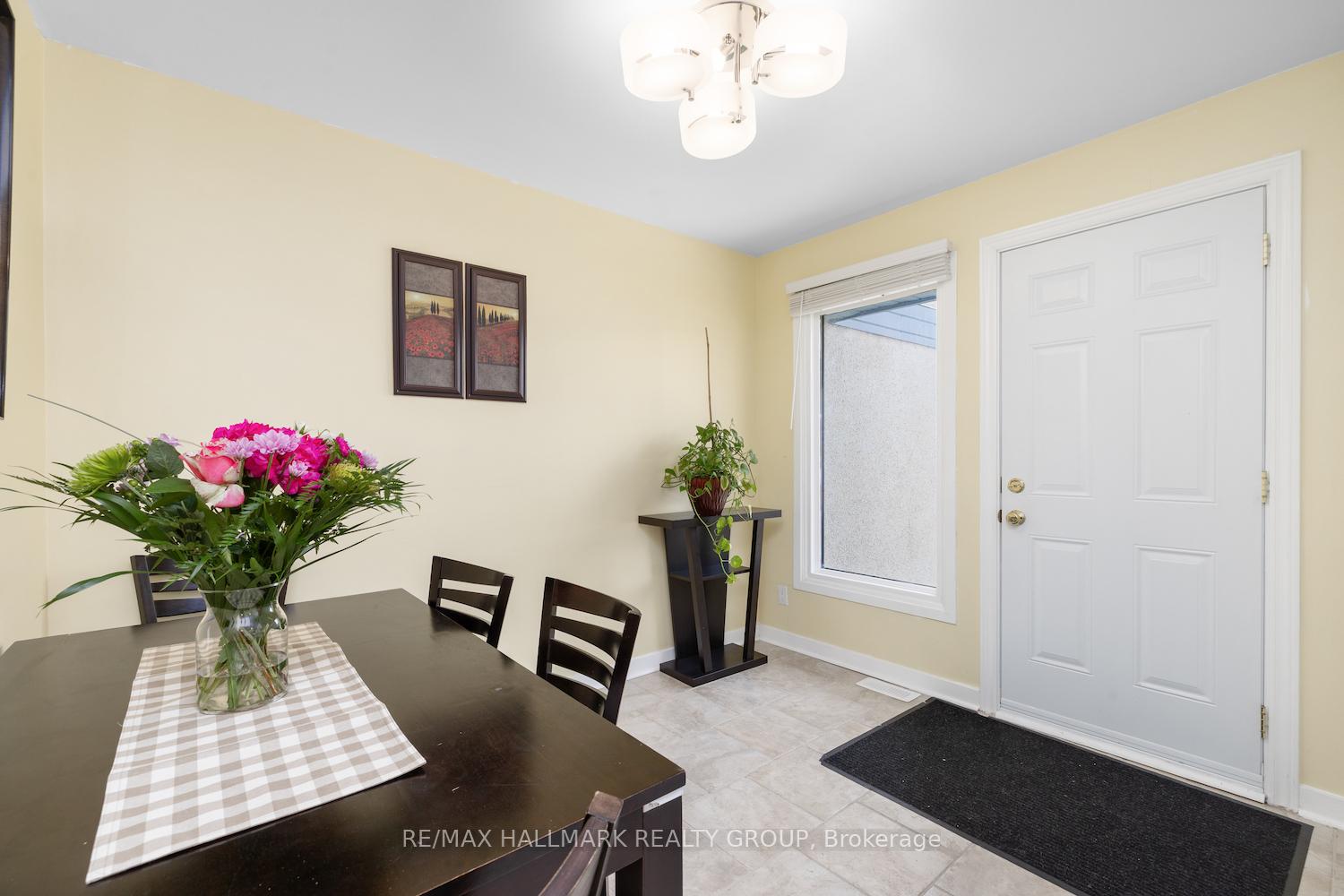 Photo 10 of 3238 Uplands Drive, Ottawa, Hunt Club — HOMEH