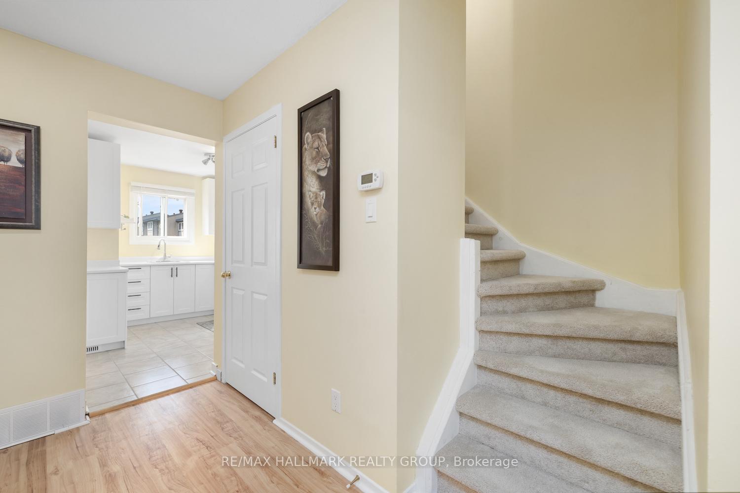Photo 13 of 3238 Uplands Drive, Ottawa, Hunt Club — HOMEH