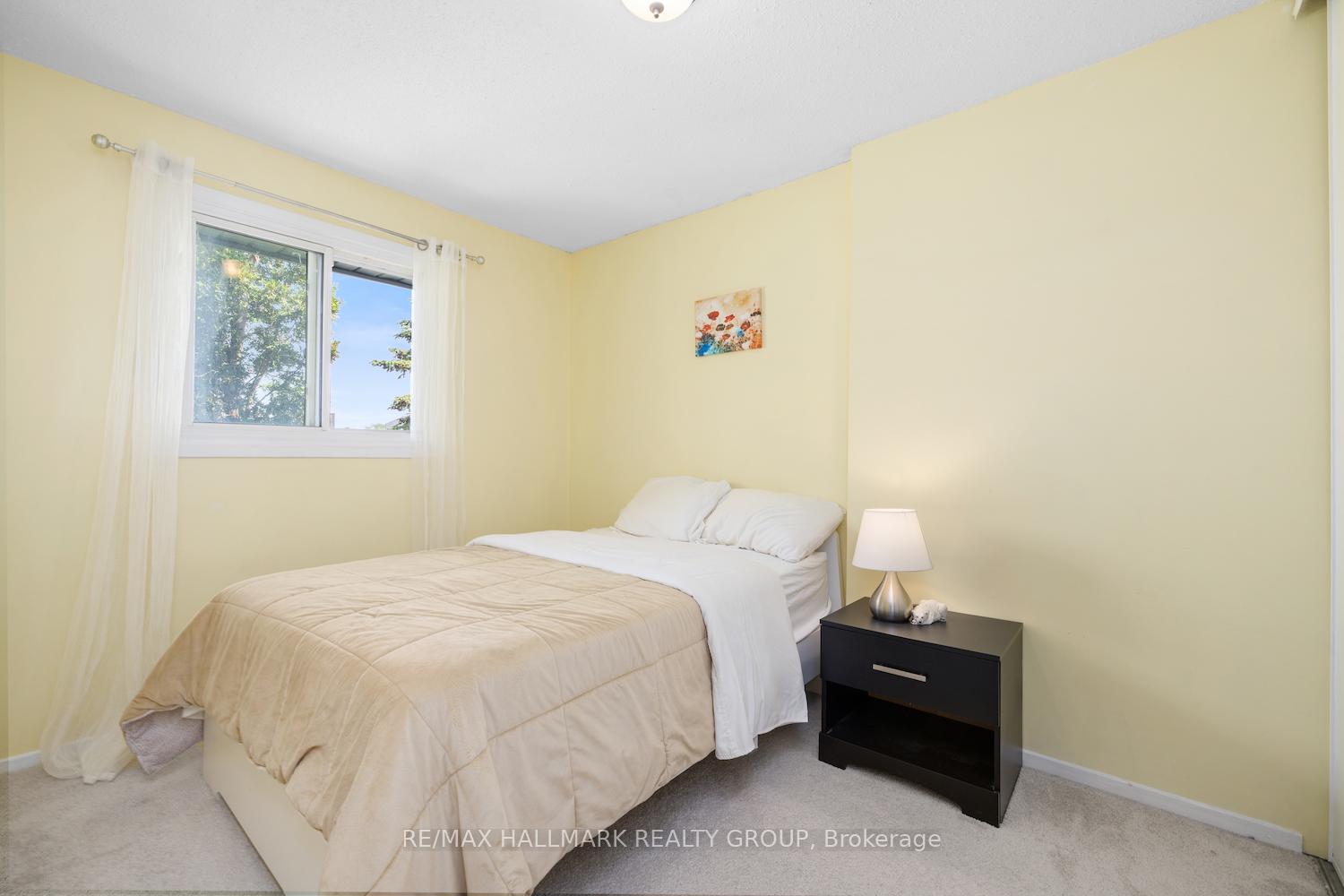 Photo 16 of 3238 Uplands Drive, Ottawa, Hunt Club — HOMEH