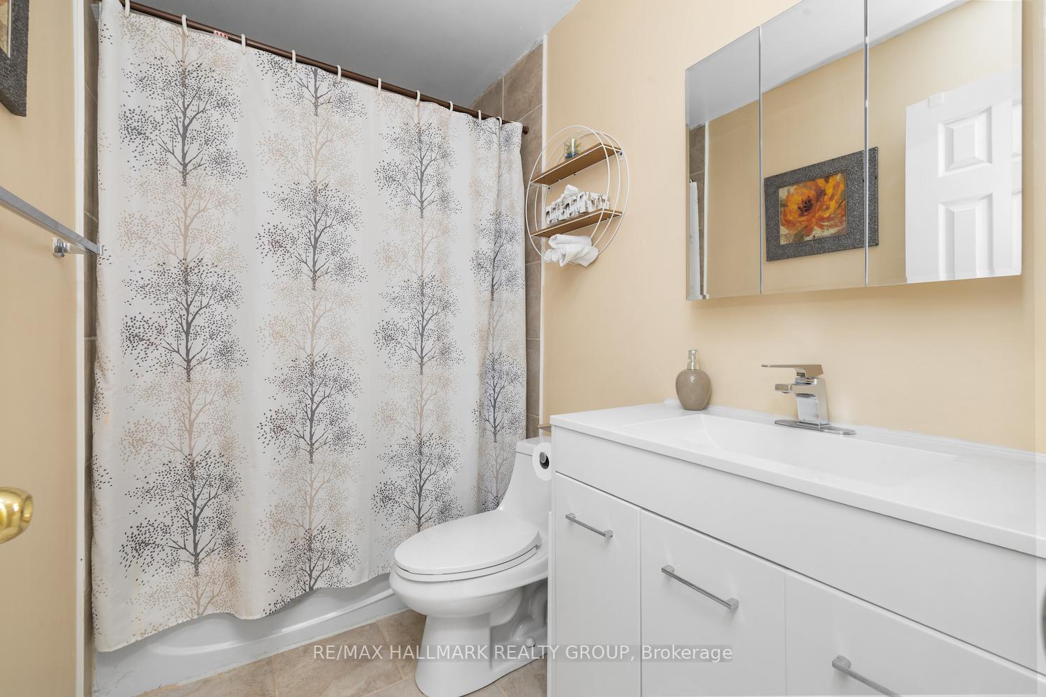 Photo 19 of 3238 Uplands Drive, Ottawa, Hunt Club — HOMEH