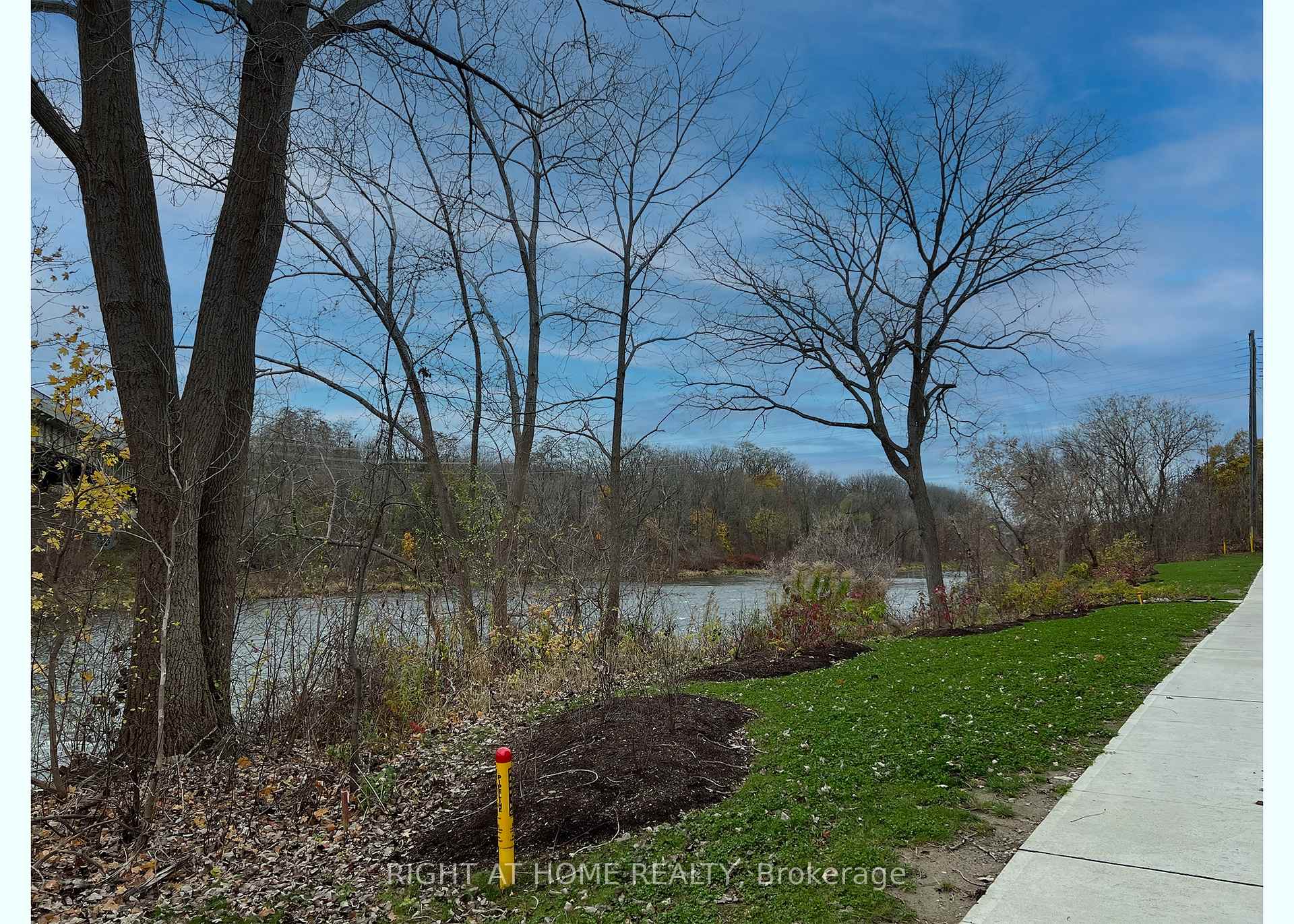 Photo 38 of Unit 15, 2 Willow Street, Brant, Paris — HOMEH