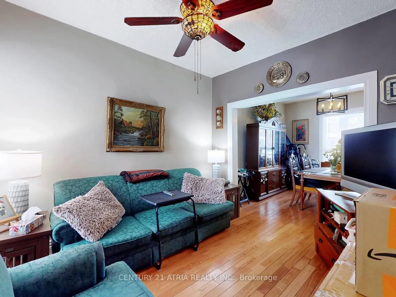 Photo 5 of 40 Sibley Avenue, Toronto, East End-Danforth — HOMEH