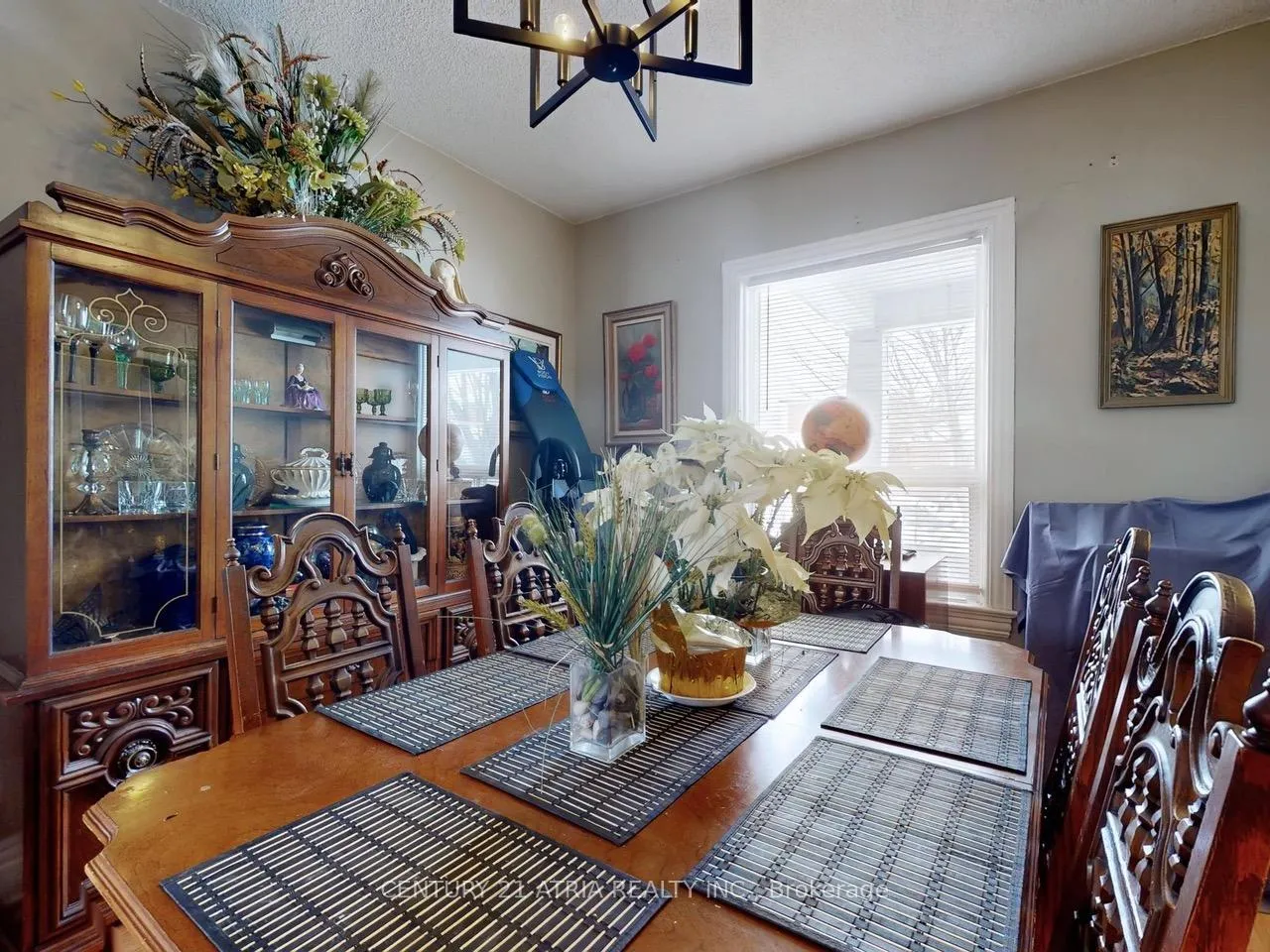 Photo 7 of 40 Sibley Avenue, Toronto, East End-Danforth — HOMEH