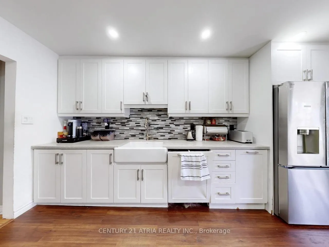 Photo 10 of 40 Sibley Avenue, Toronto, East End-Danforth — HOMEH