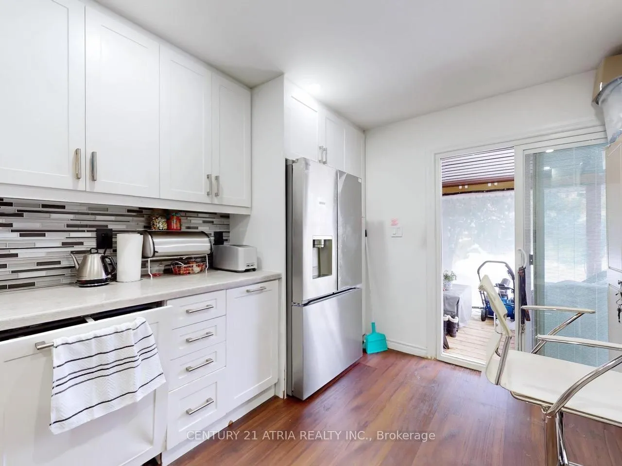 Photo 11 of 40 Sibley Avenue, Toronto, East End-Danforth — HOMEH
