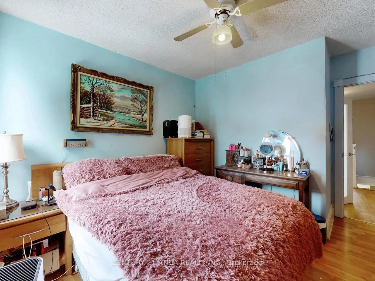 Photo 19 of 40 Sibley Avenue, Toronto, East End-Danforth — HOMEH
