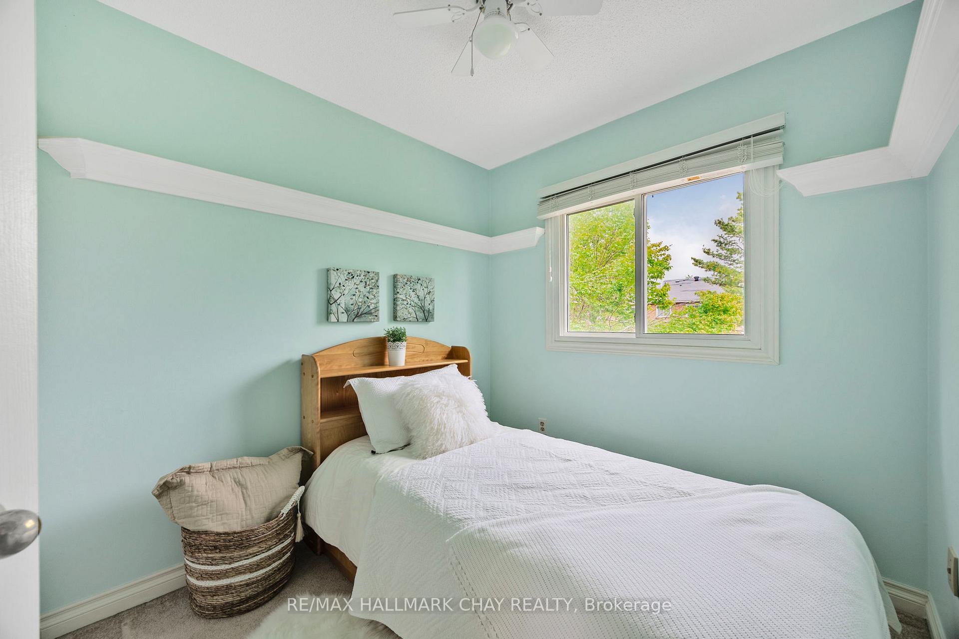 Photo 40 of Unit 49, 165 Kozlov Street, Barrie, West Bayfield — HOMEH