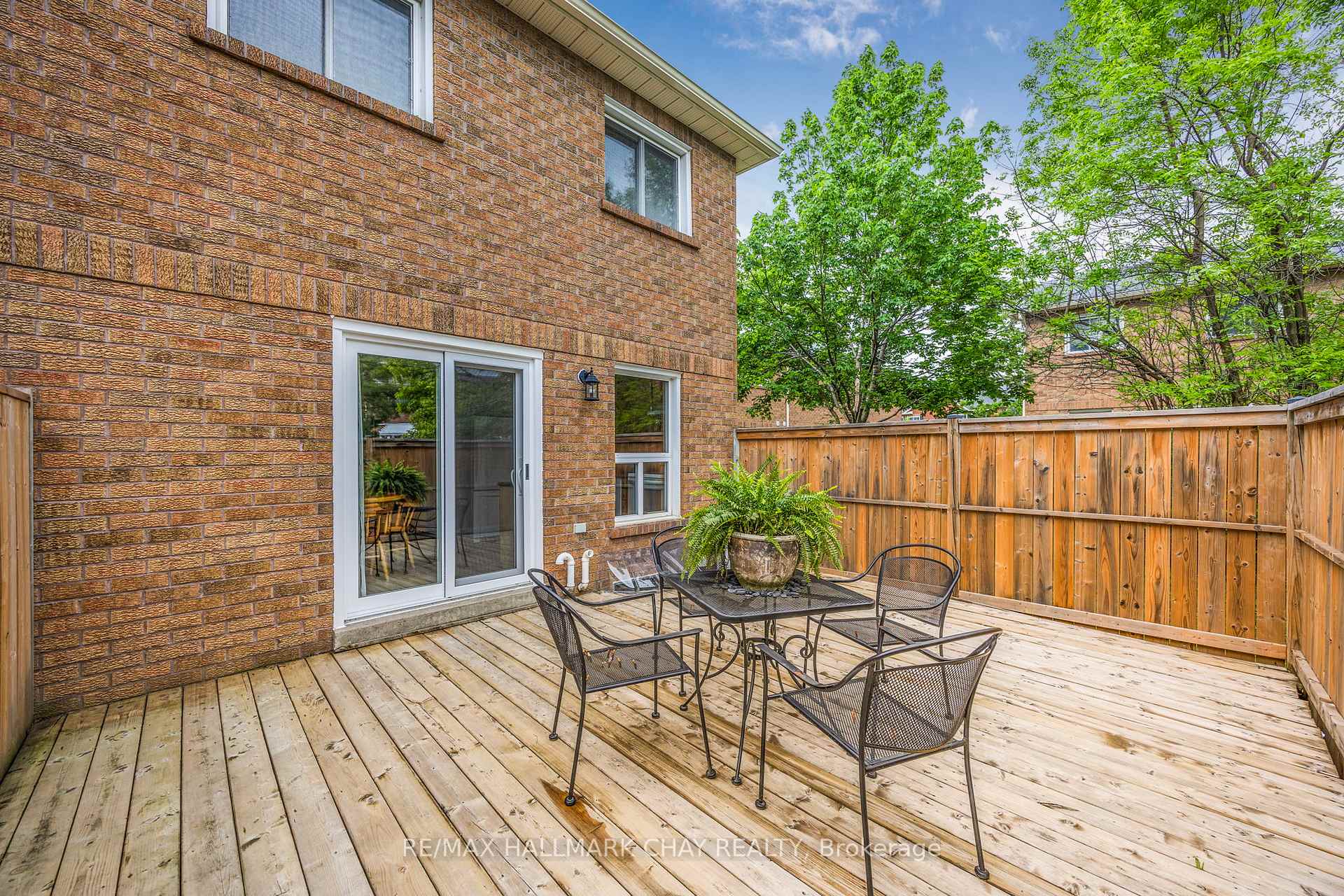 Photo 45 of Unit 49, 165 Kozlov Street, Barrie, West Bayfield — HOMEH