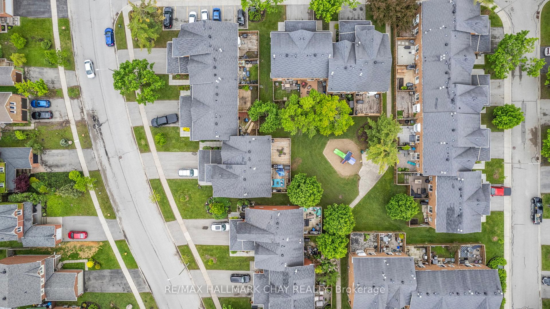 Photo 51 of Unit 49, 165 Kozlov Street, Barrie, West Bayfield — HOMEH