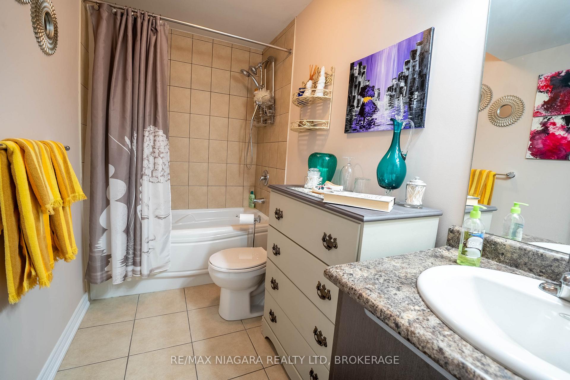 Photo 34 of Unit 14, 77 Avery Crescent, St. Catharines, Oakdale — HOMEH
