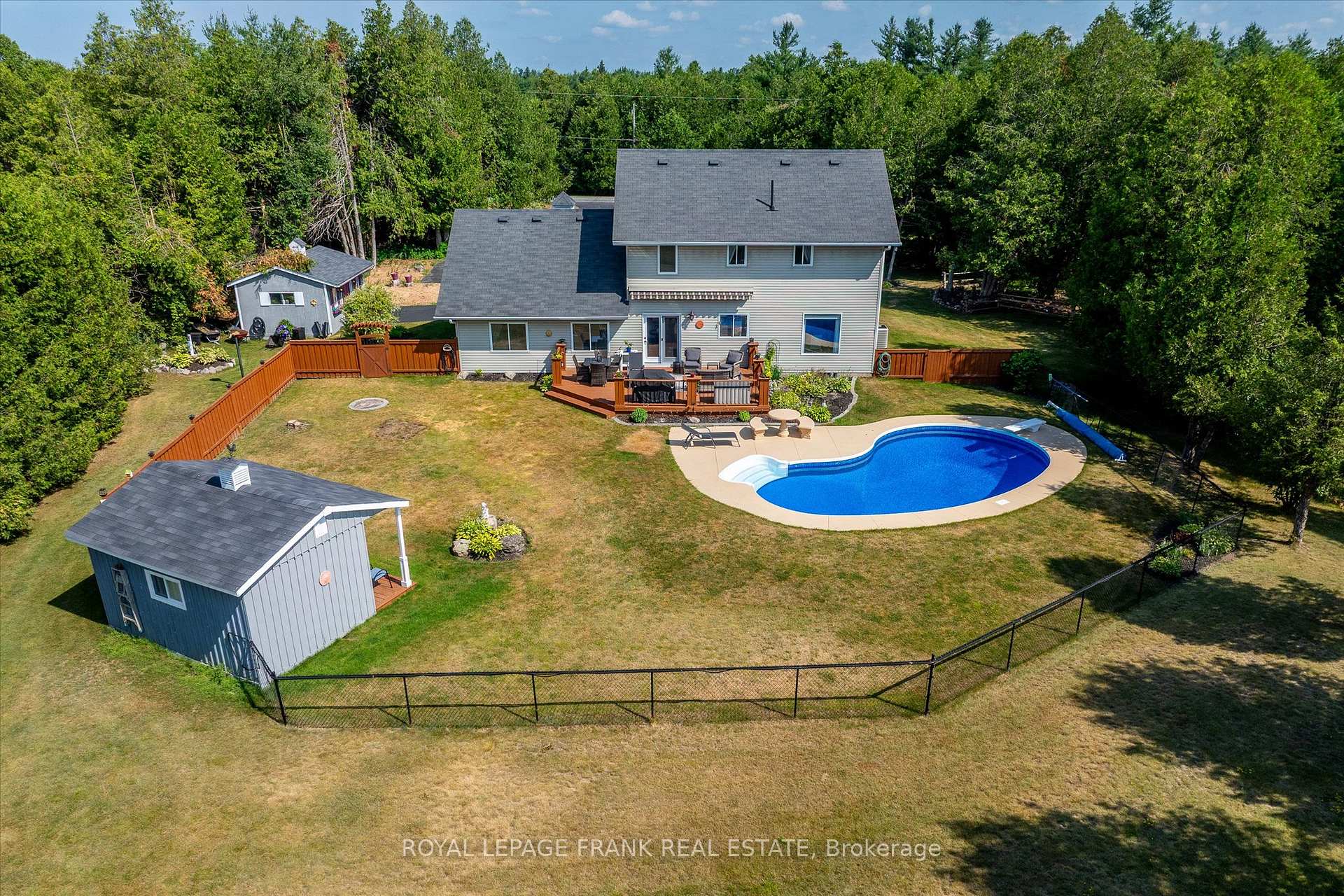 Photo 5 of 229 Lonsberry Lane, Douro-Dummer — HOMEH