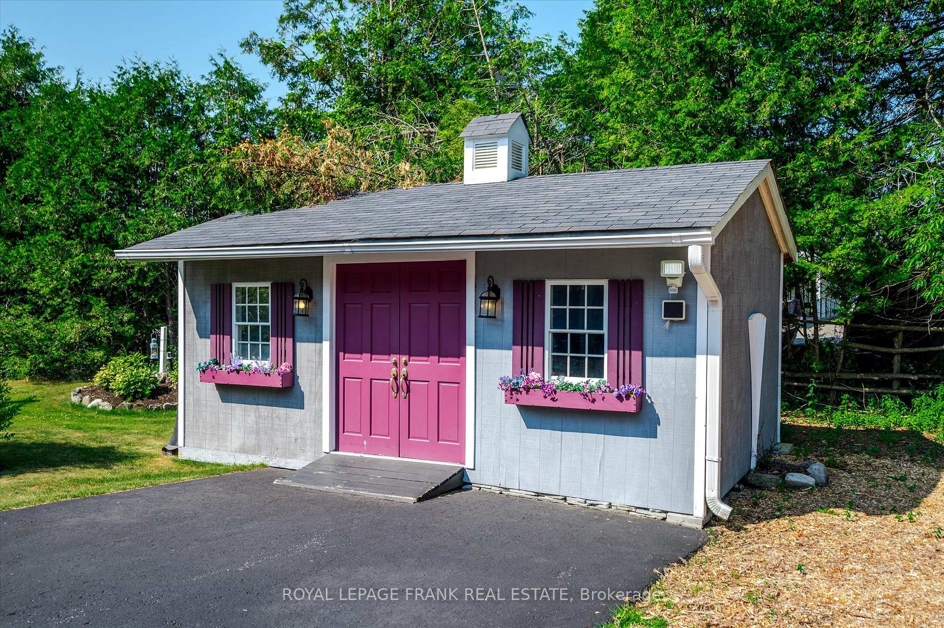 Photo 9 of 229 Lonsberry Lane, Douro-Dummer — HOMEH