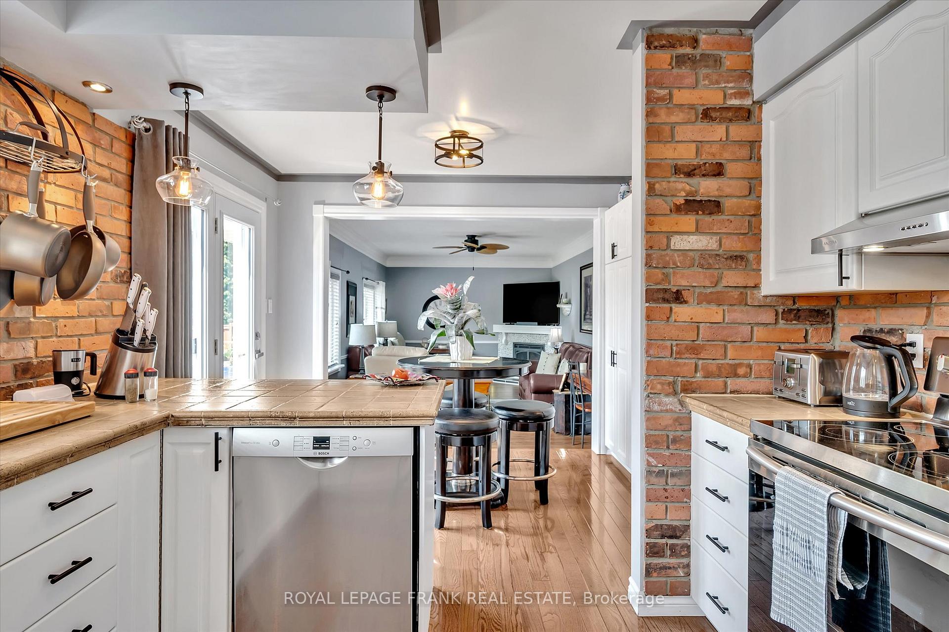 Photo 28 of 229 Lonsberry Lane, Douro-Dummer — HOMEH