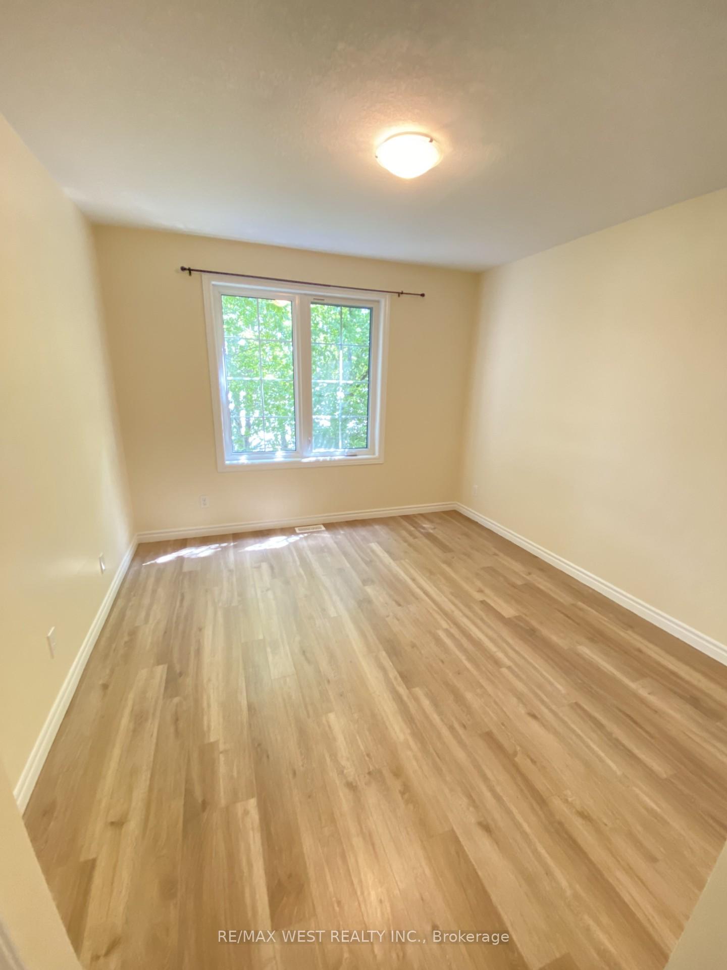 Photo 8 of Unit 6, 85 Gage Avenue, Kitchener — HOMEH