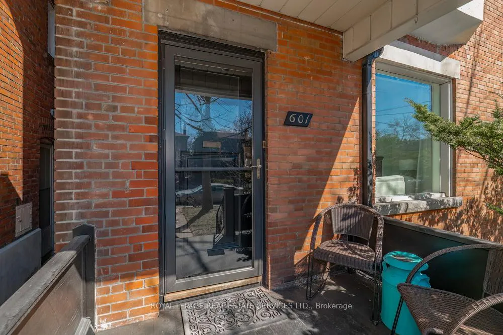 Photo 2 of 601 Beresford Avenue, Toronto, Runnymede-Bloor West Village — HOMEH