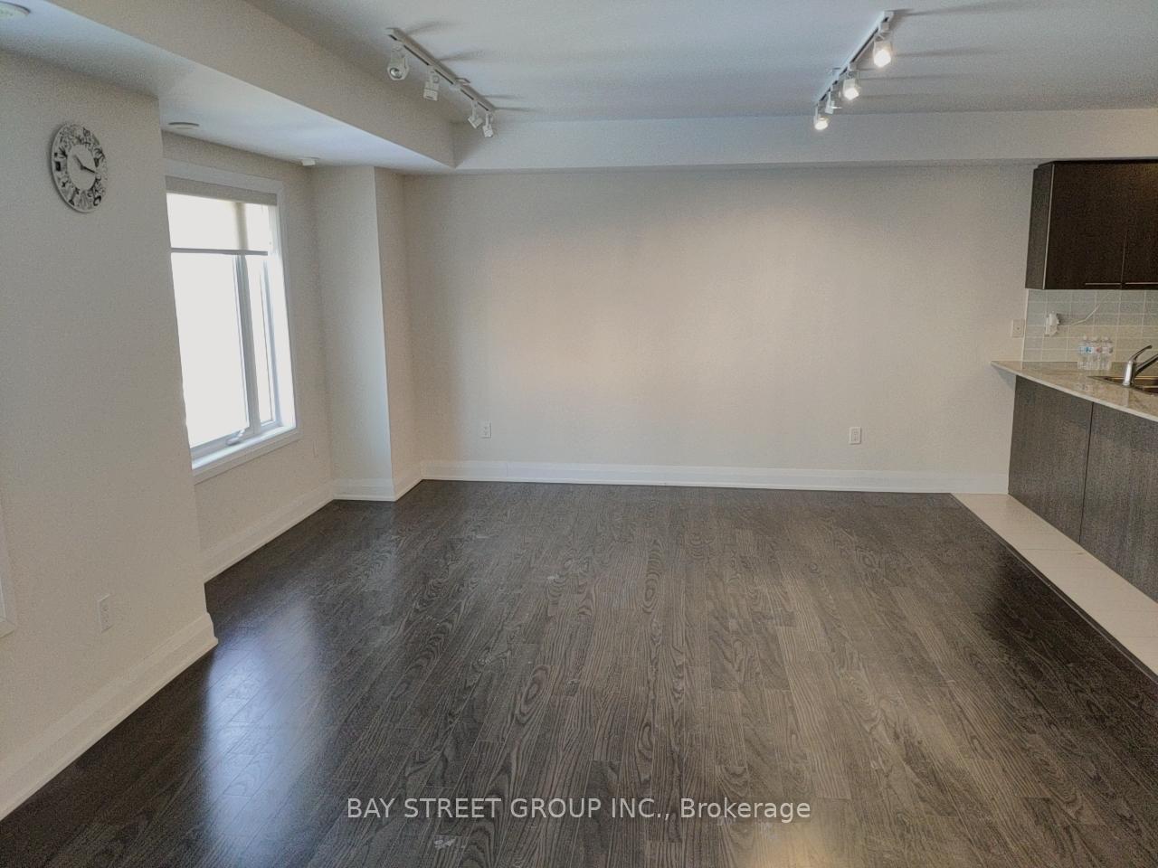 Photo 2 of Unit 271, 322 John Street, Markham, Aileen-Willowbrook — HOMEH
