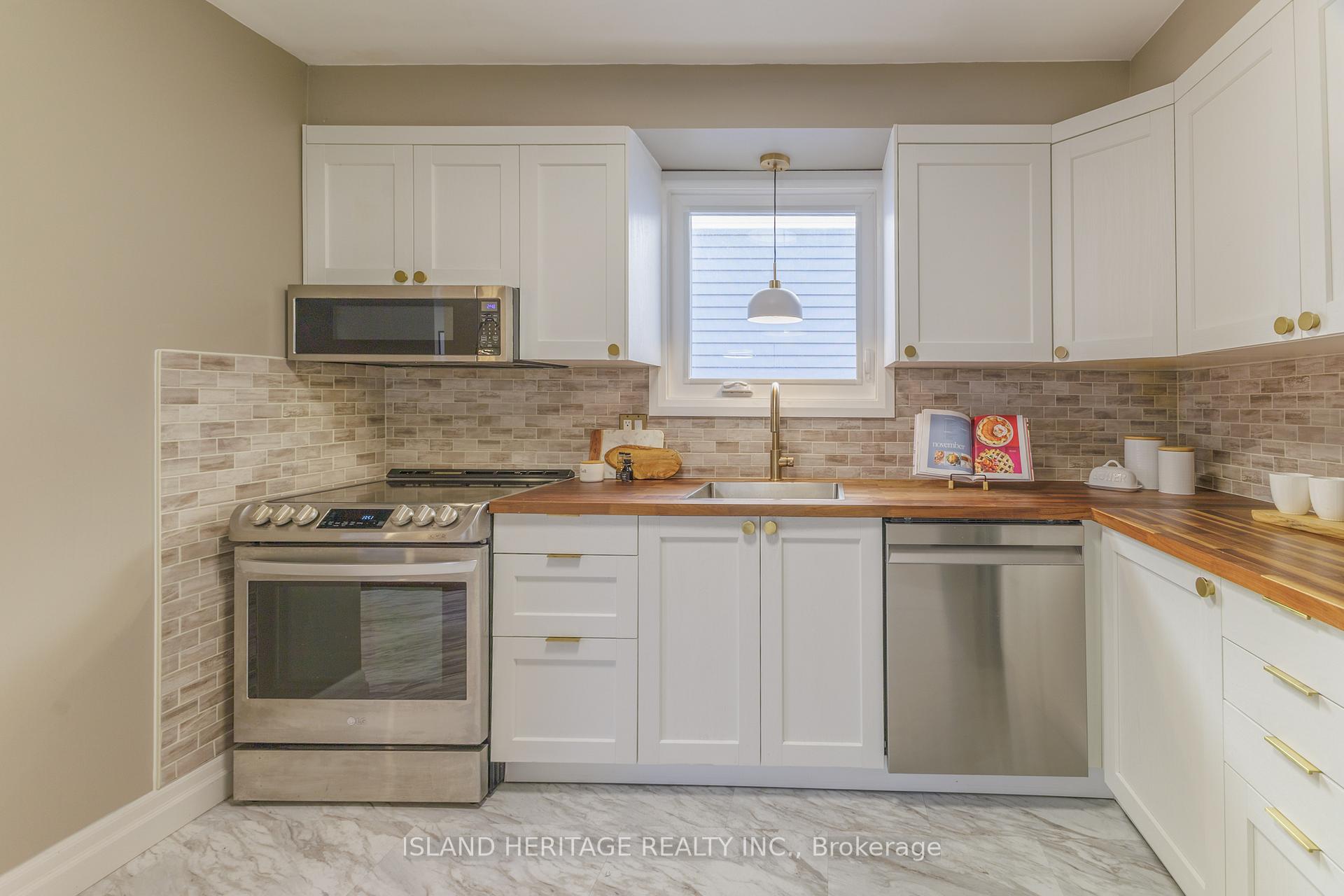 Photo 17 of 114 Turnberry Crescent, Clarington, Courtice — HOMEH