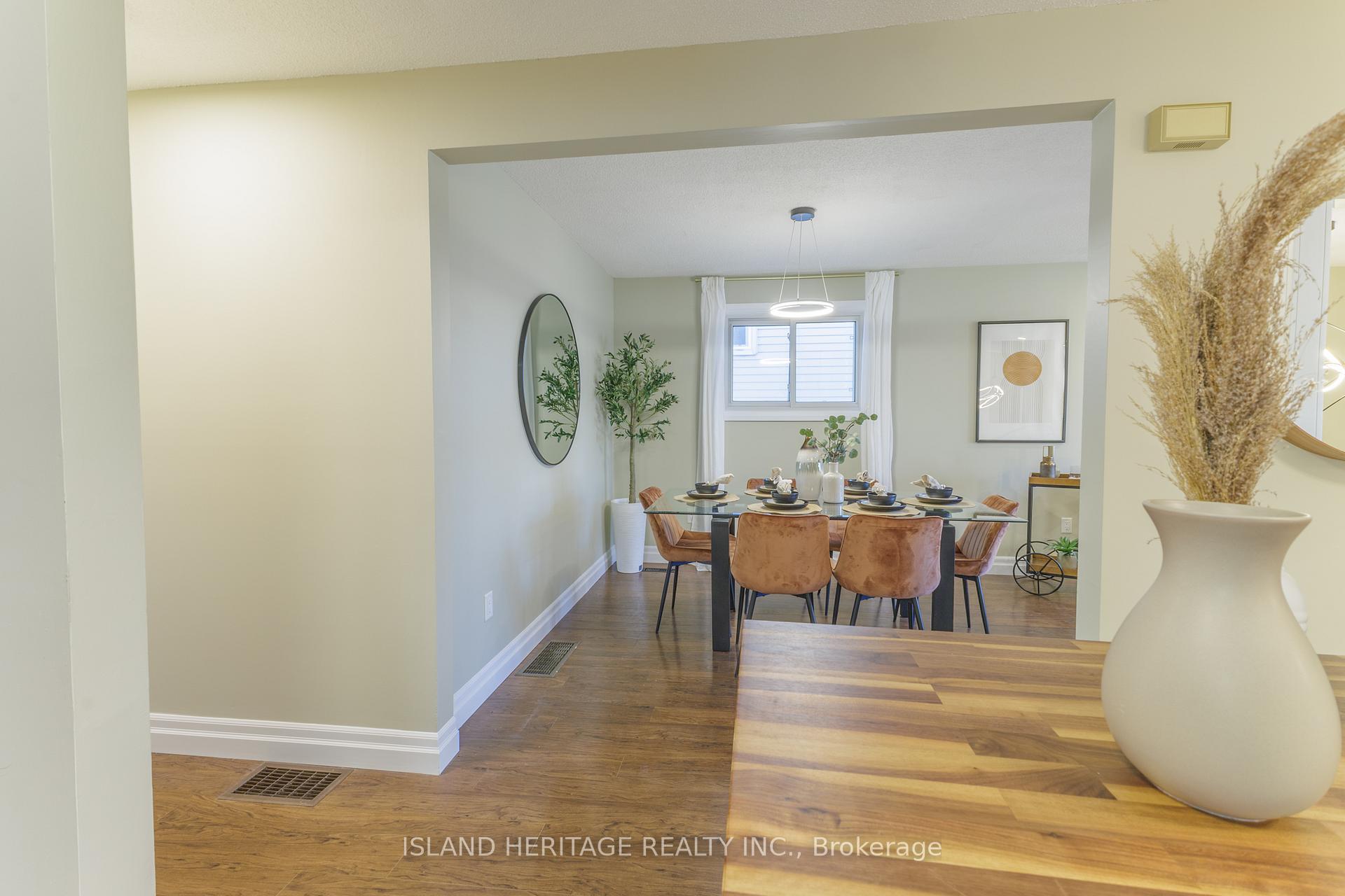 Photo 19 of 114 Turnberry Crescent, Clarington, Courtice — HOMEH