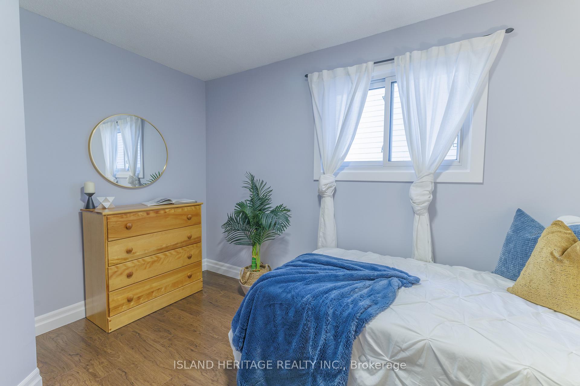 Photo 29 of 114 Turnberry Crescent, Clarington, Courtice — HOMEH