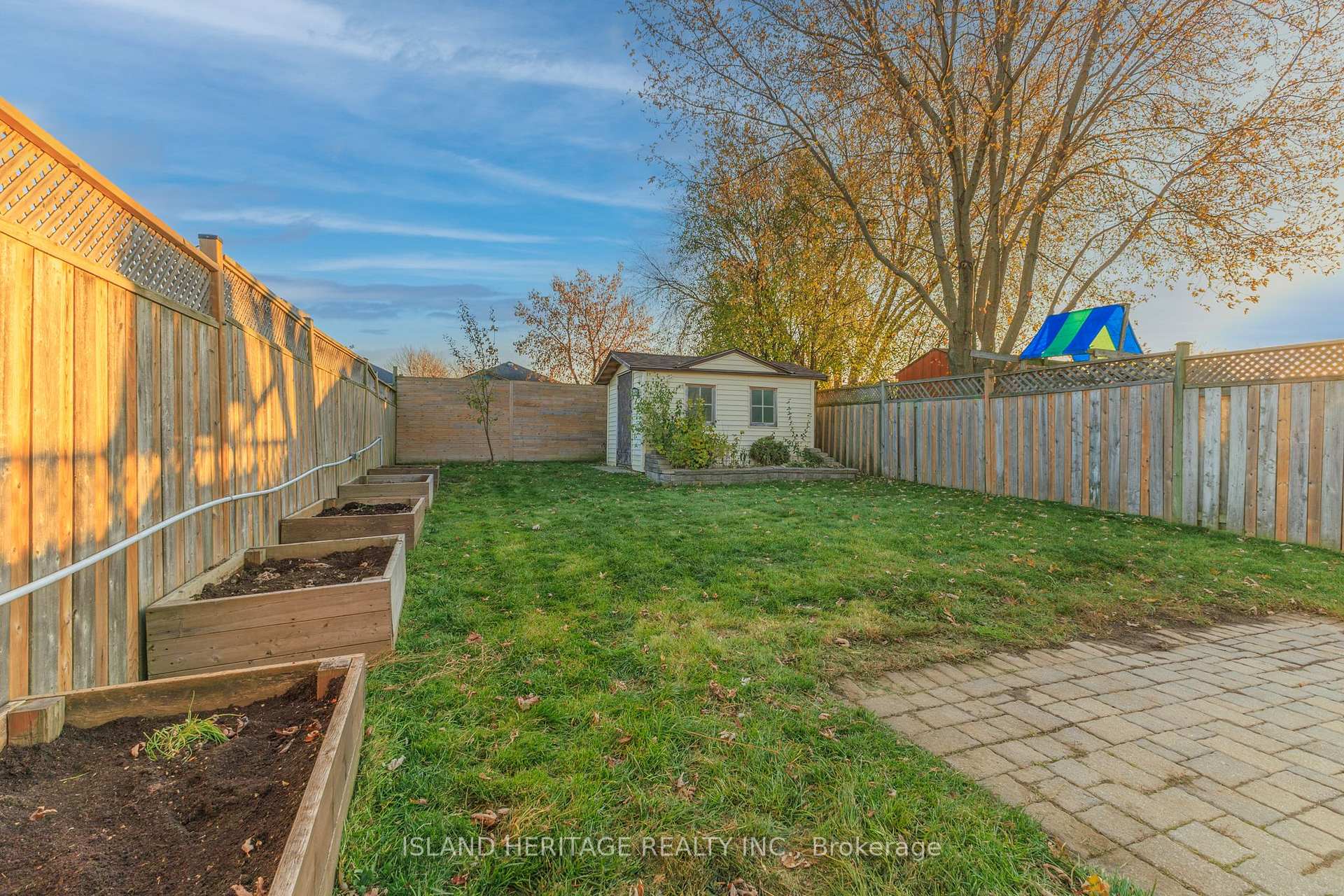 Photo 46 of 114 Turnberry Crescent, Clarington, Courtice — HOMEH