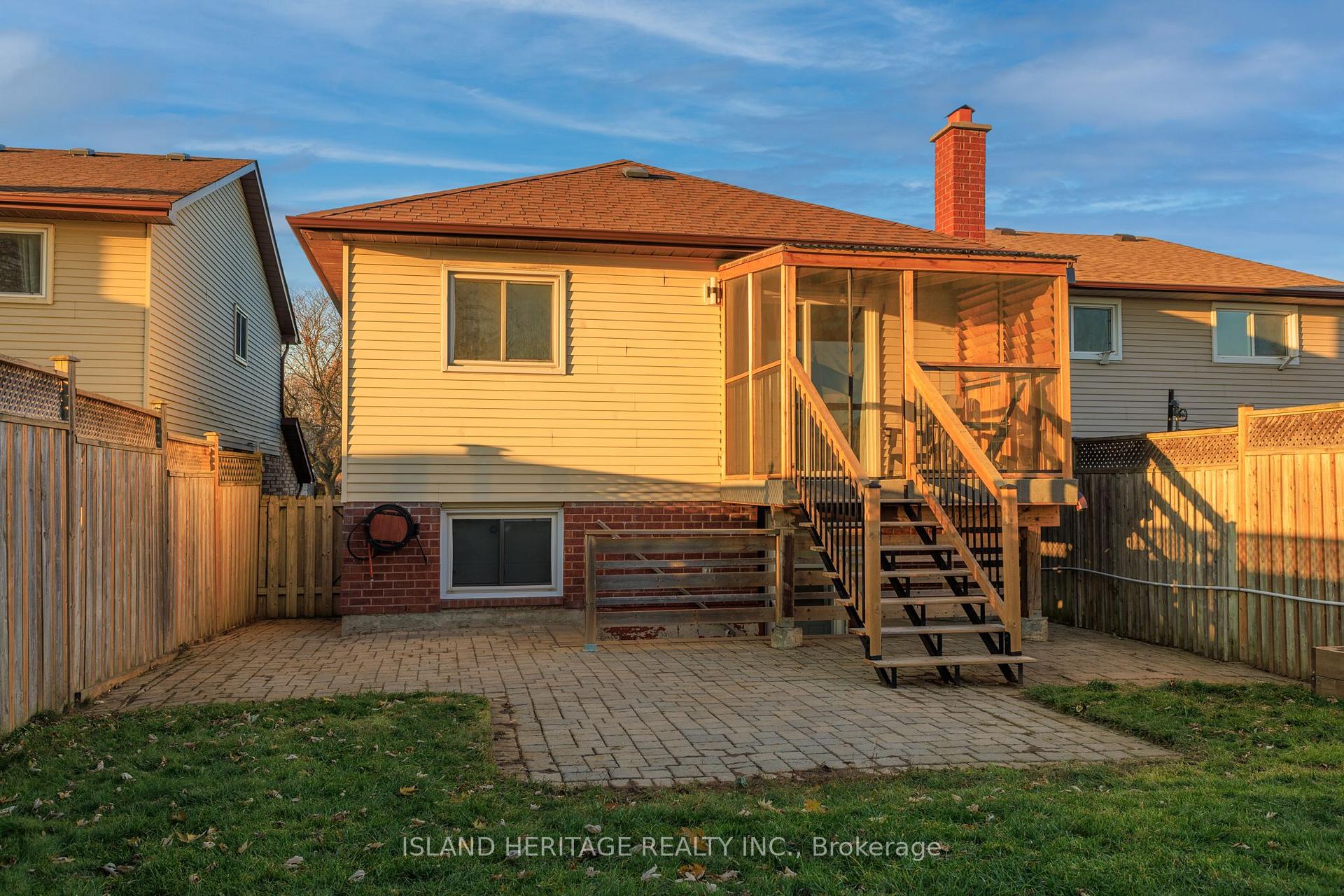 Photo 48 of 114 Turnberry Crescent, Clarington, Courtice — HOMEH