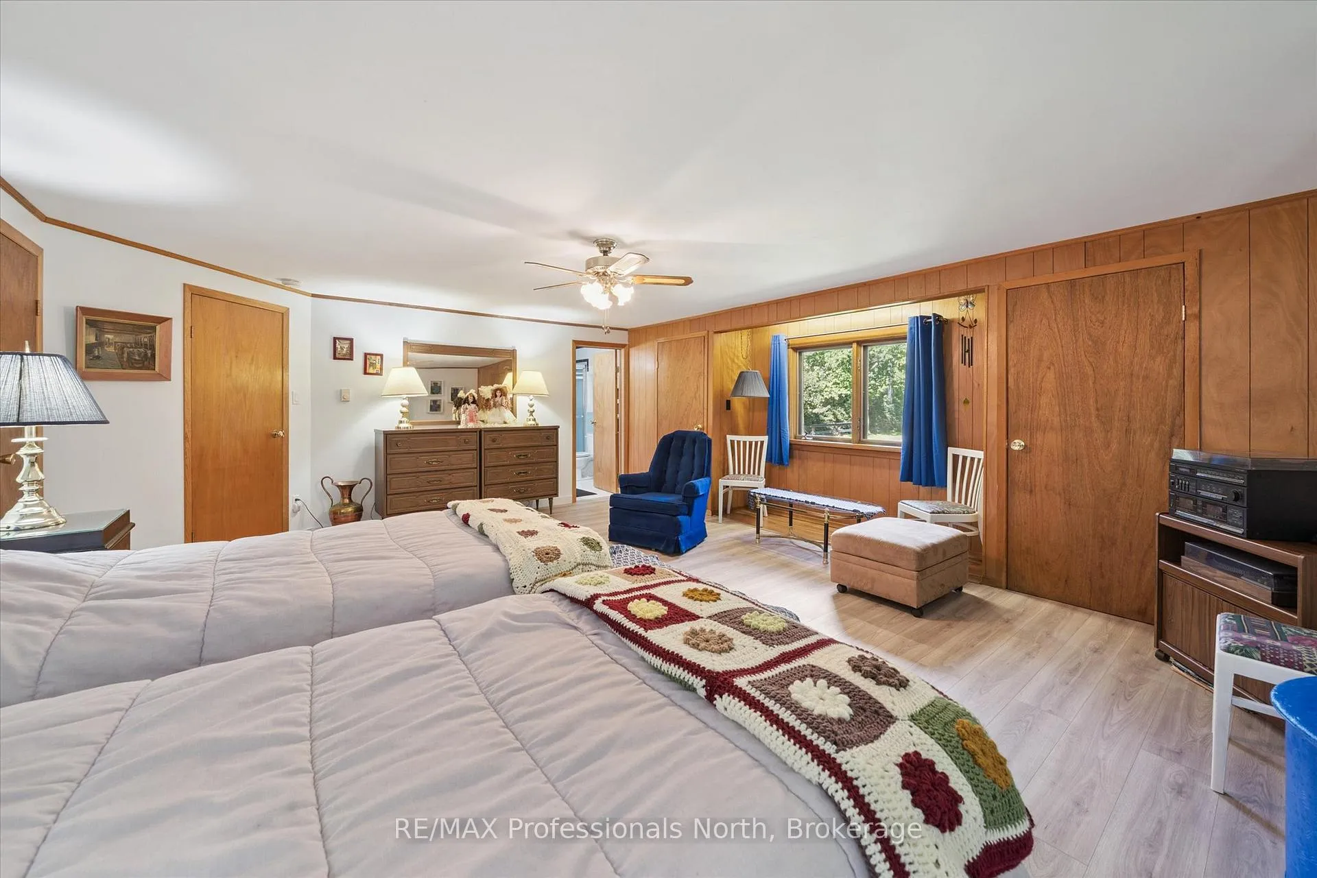 Photo 25 of 166 Lakeview Avenue, Kearney — HOMEH