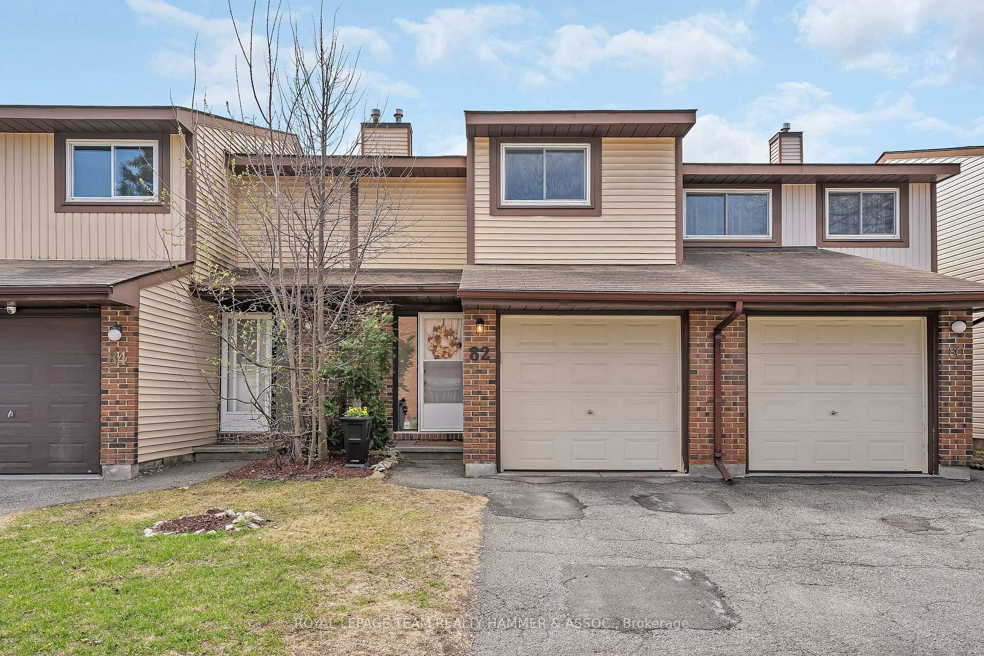 Photo 3 of 82 Baneberry Crescent, Ottawa, Kanata - Glencairn/Hazeldean — HOMEH