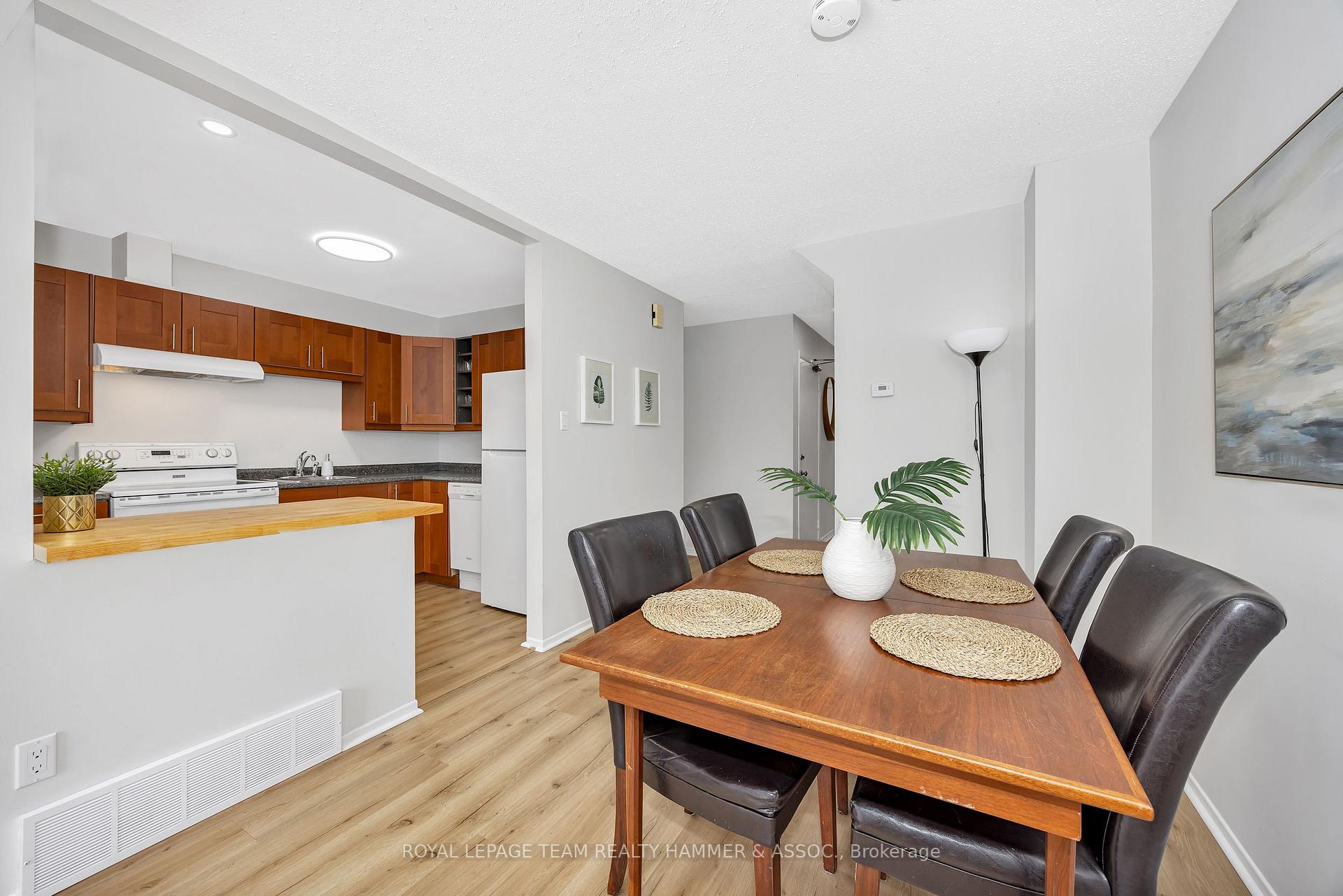 Photo 7 of 82 Baneberry Crescent, Ottawa, Kanata - Glencairn/Hazeldean — HOMEH