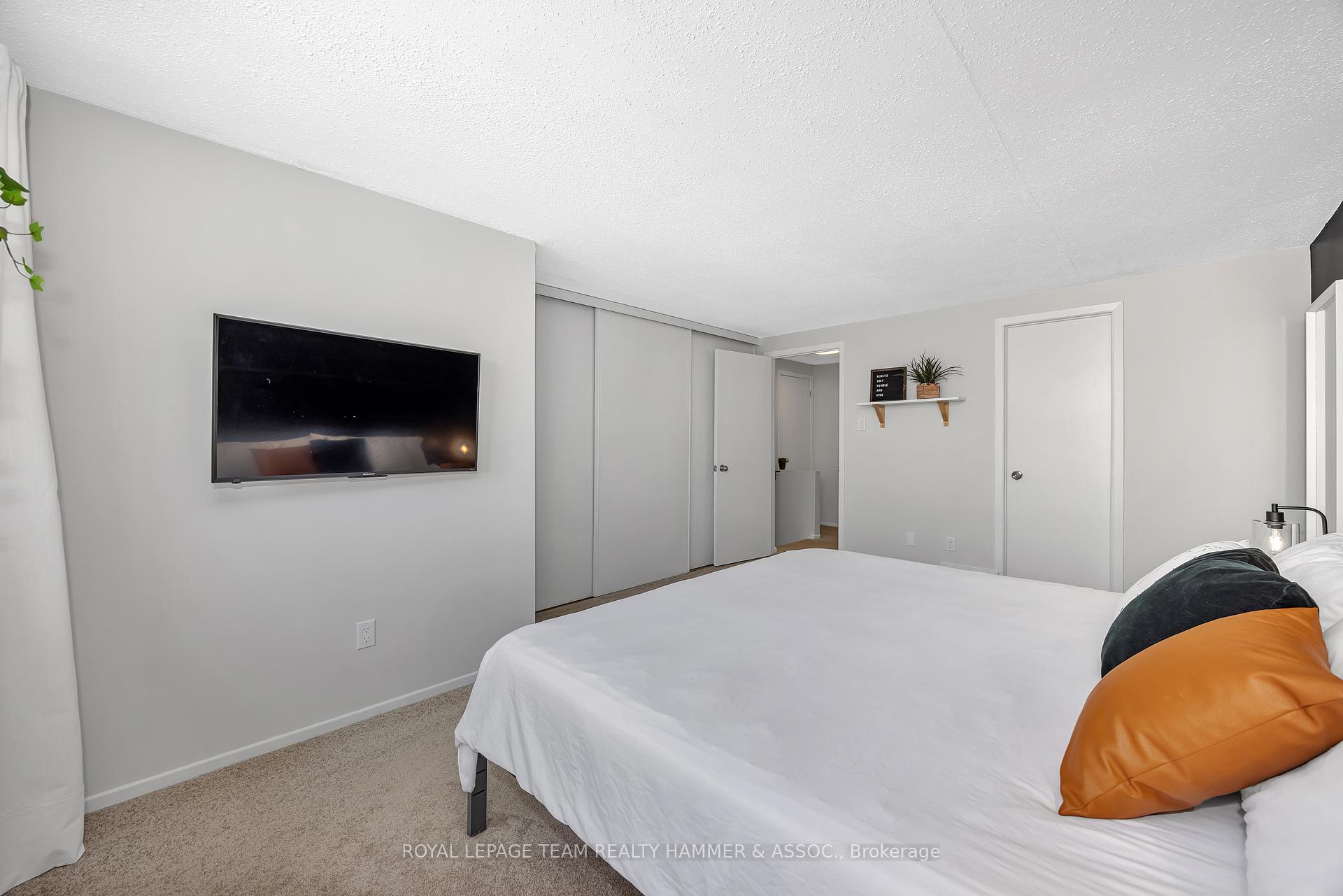 Photo 19 of 82 Baneberry Crescent, Ottawa, Kanata - Glencairn/Hazeldean — HOMEH