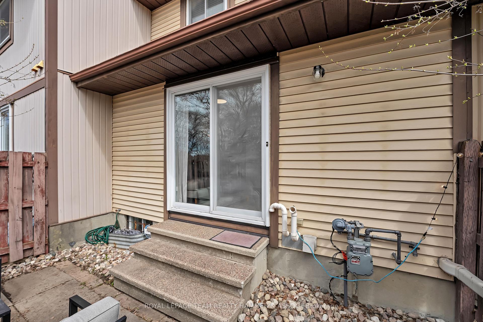 Photo 28 of 82 Baneberry Crescent, Ottawa, Kanata - Glencairn/Hazeldean — HOMEH